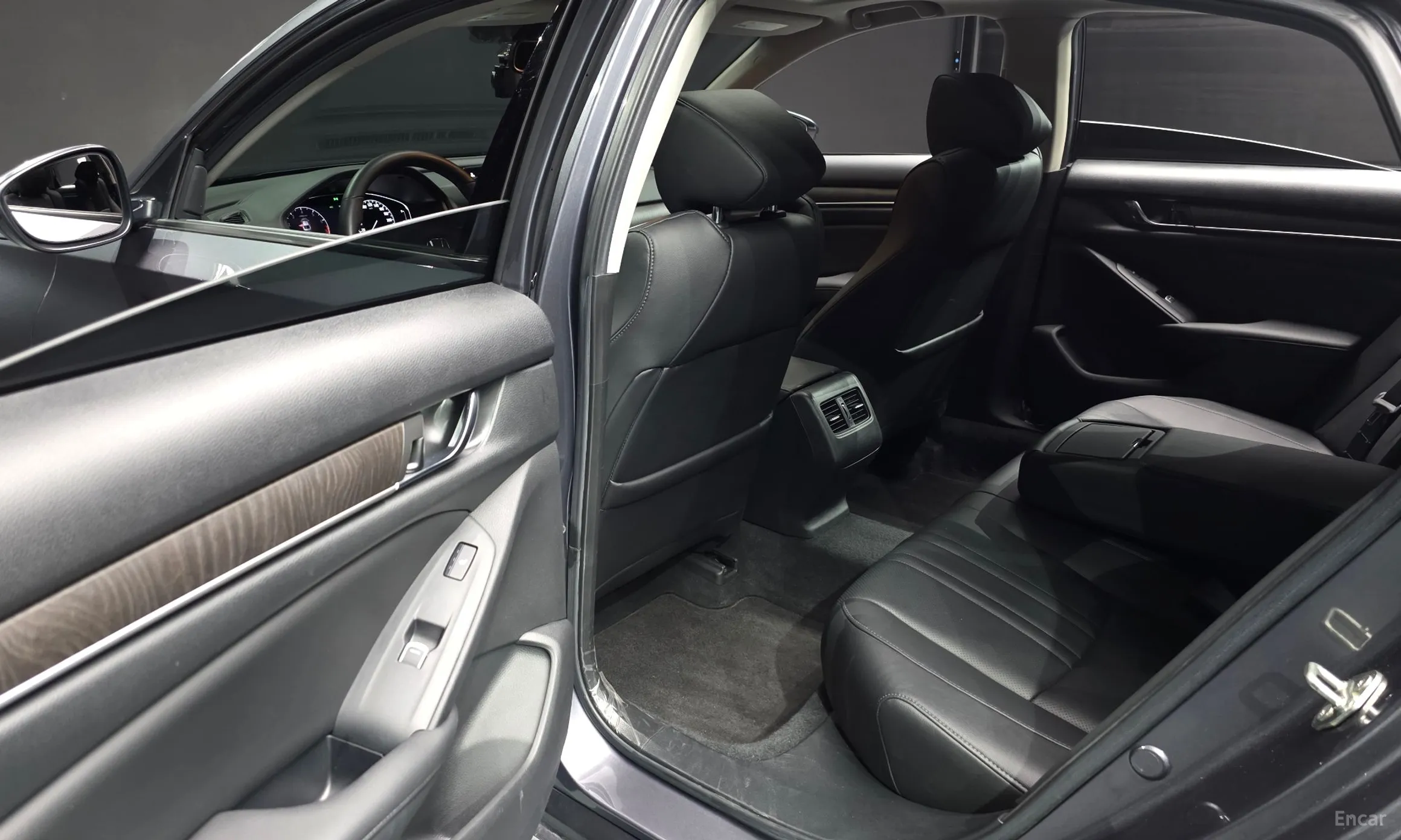 Honda Accord 10th Generation превью 12