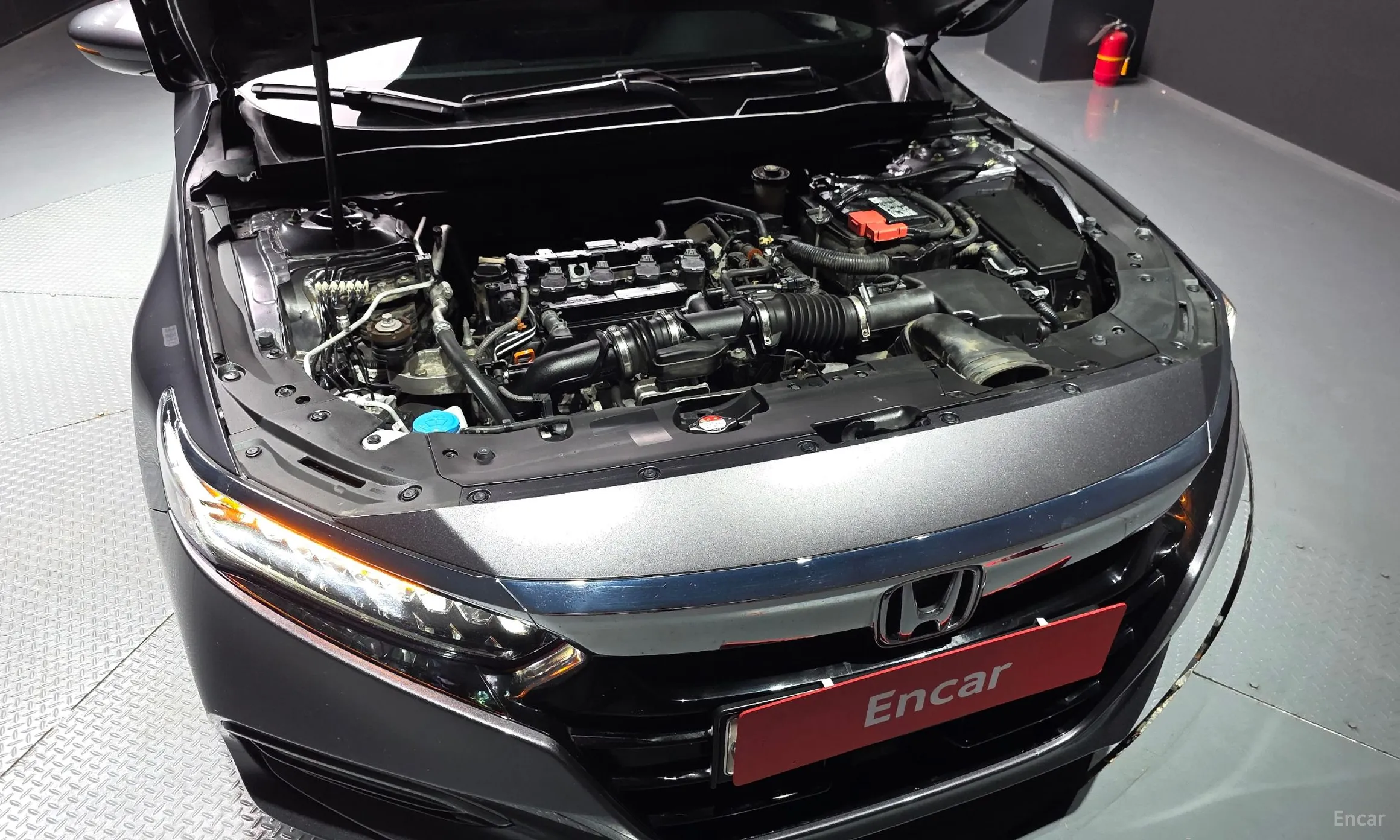 Honda Accord 10th Generation превью 6