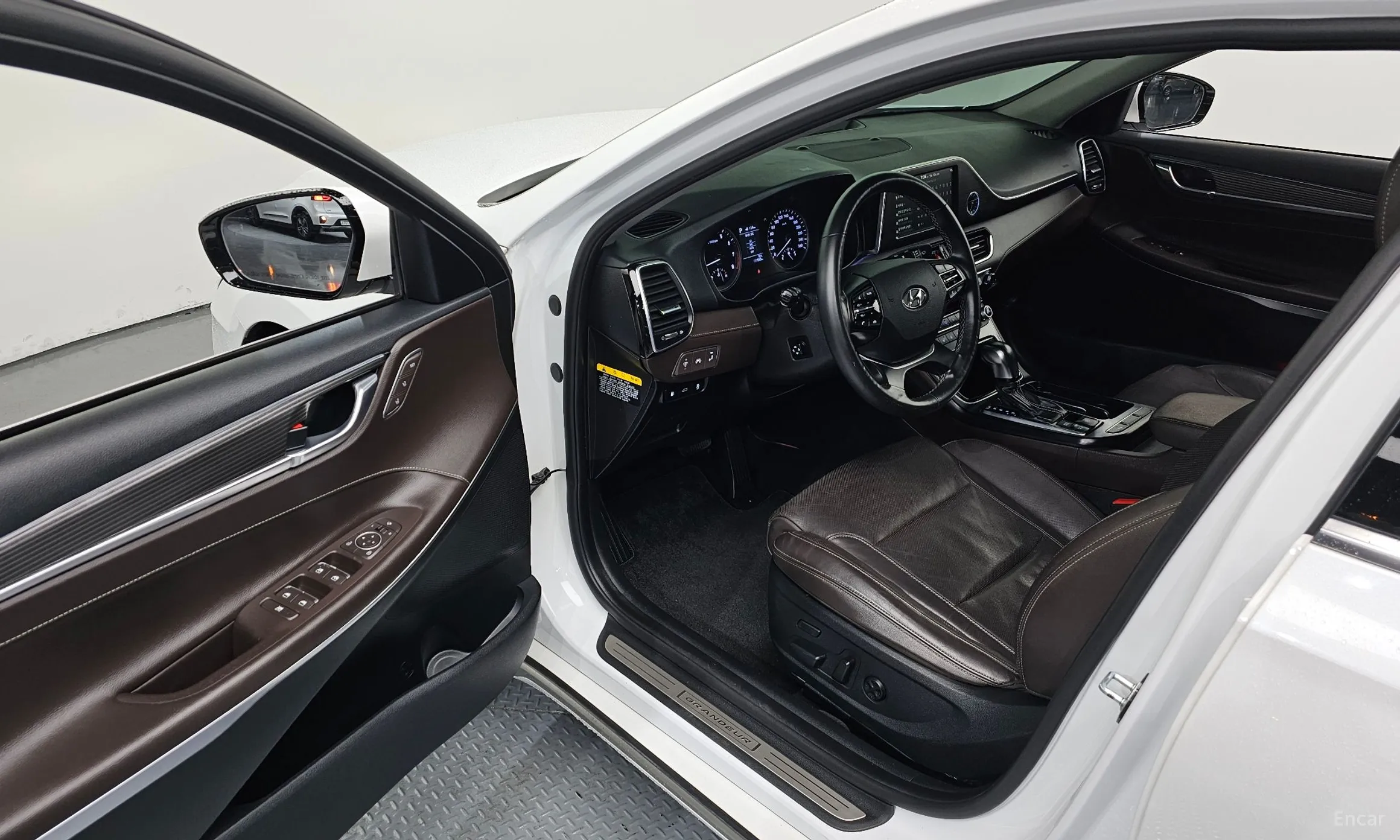 Hyundai Grandeur IG превью 10