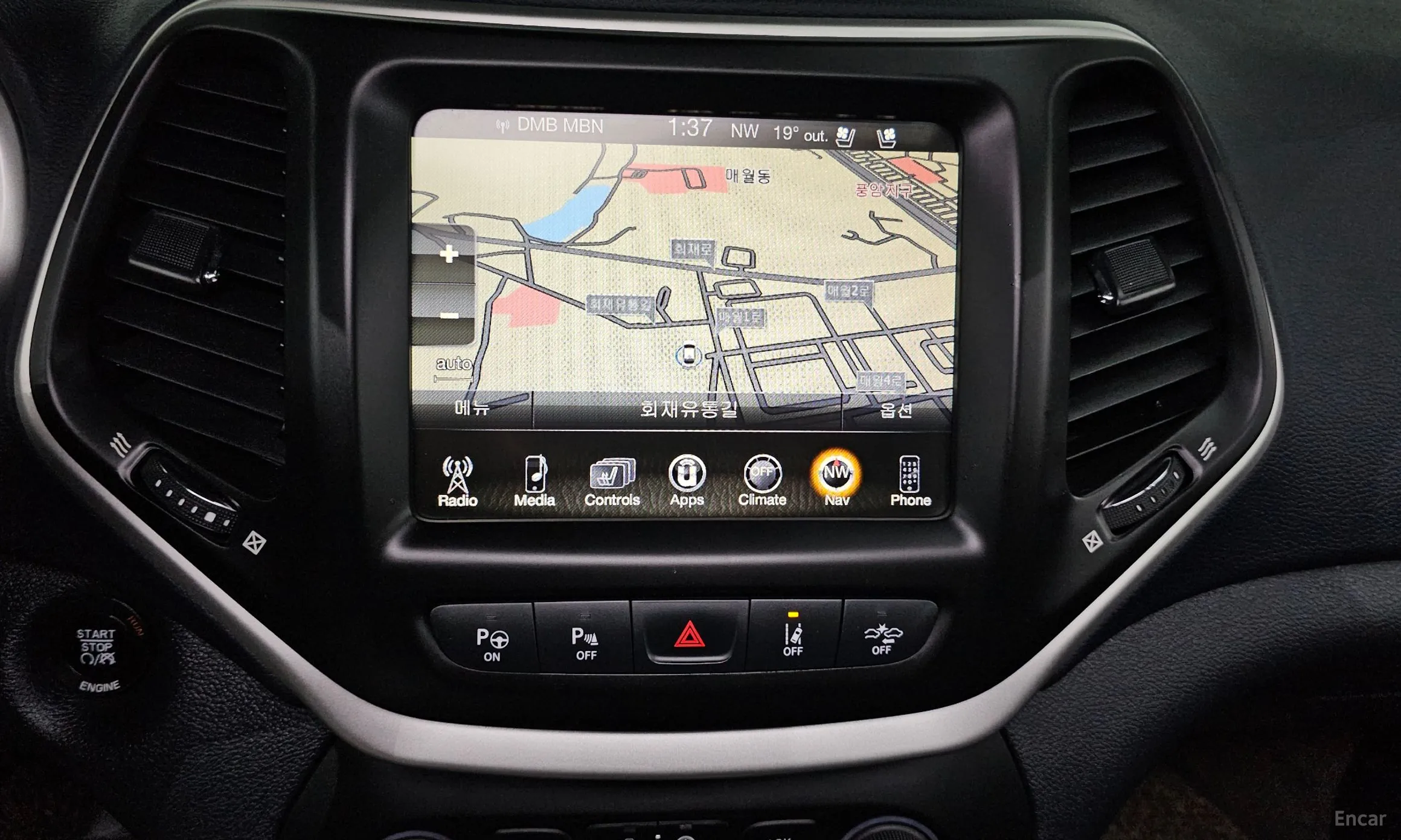 Jeep Cherokee (KL) превью 14