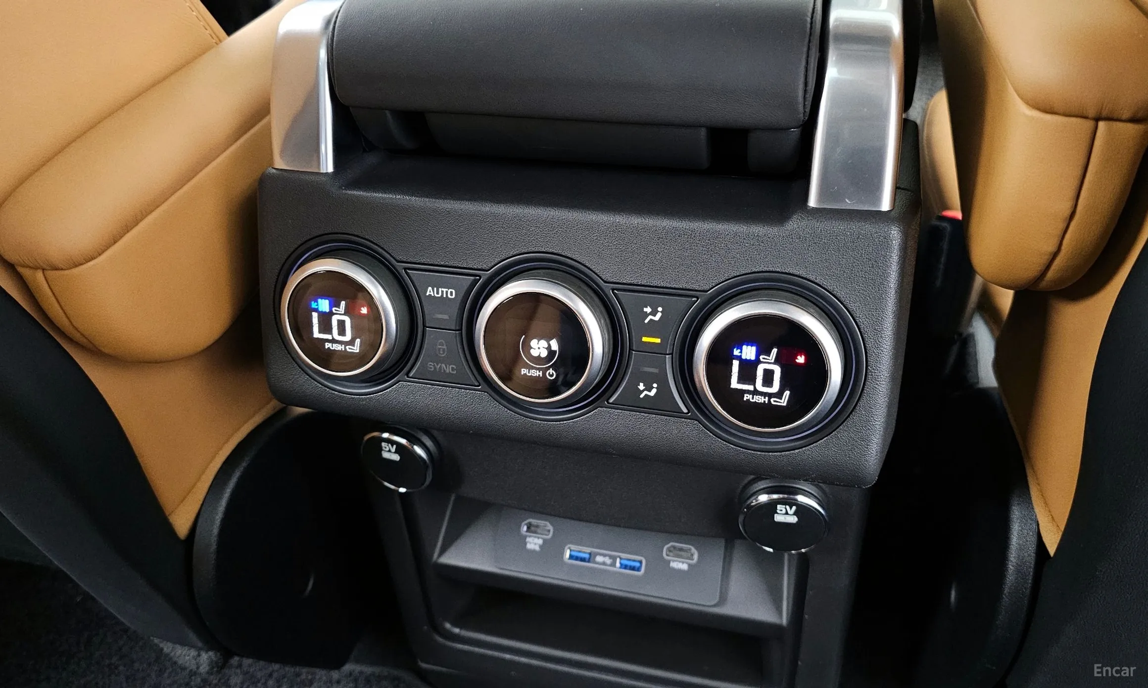 Land Rover Discovery 5 превью 19