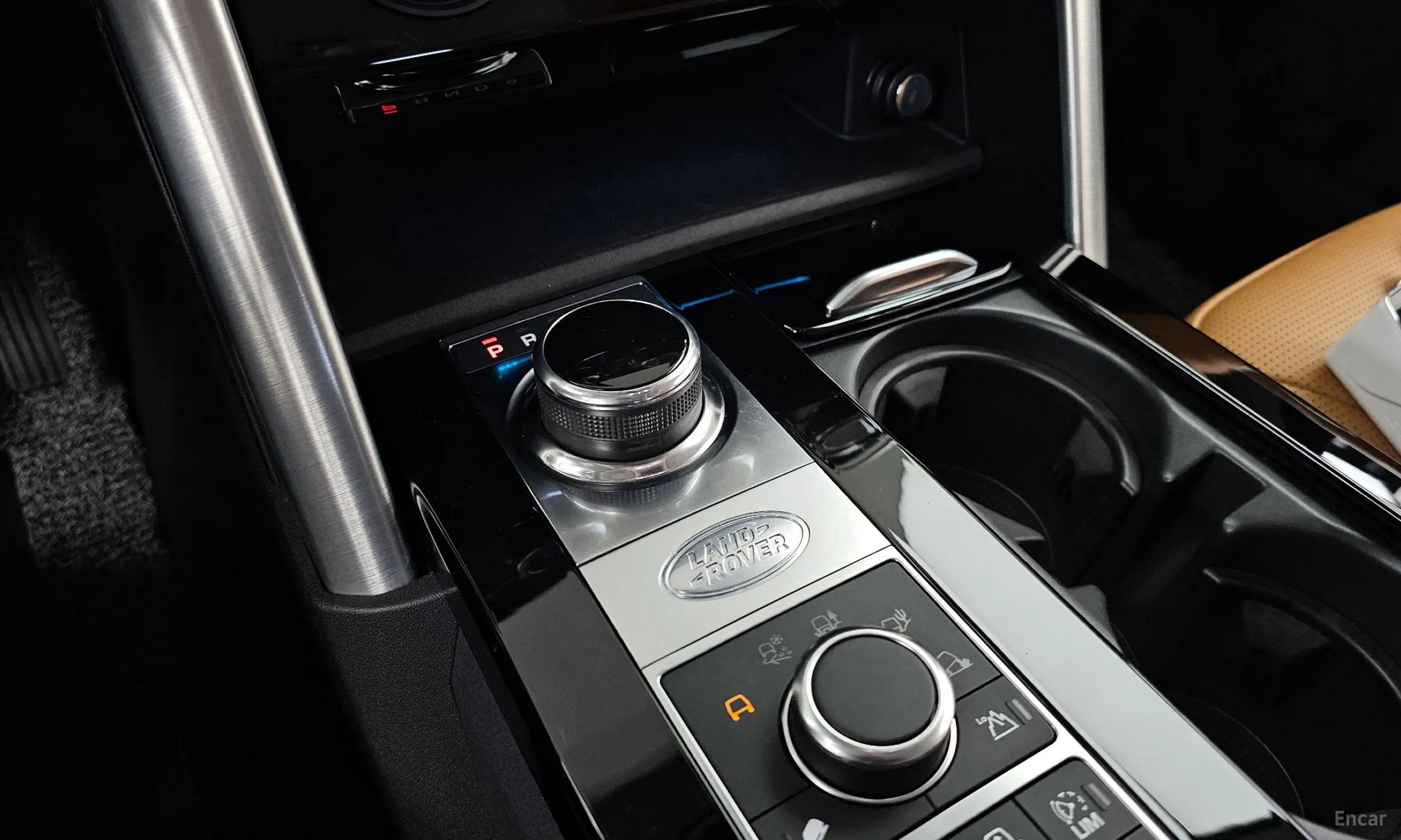 Land Rover Discovery 5 превью 9