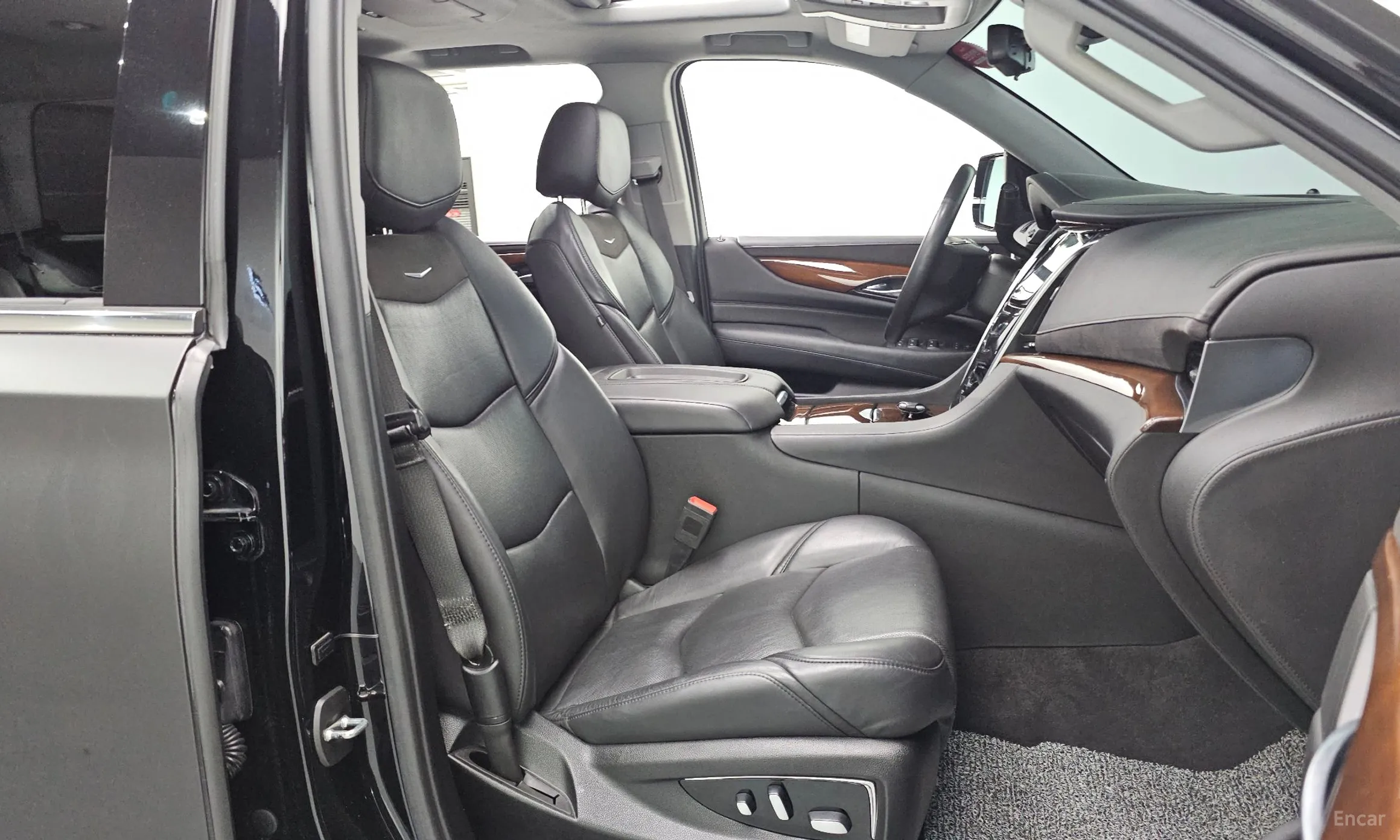 Cadillac Escalade превью 11