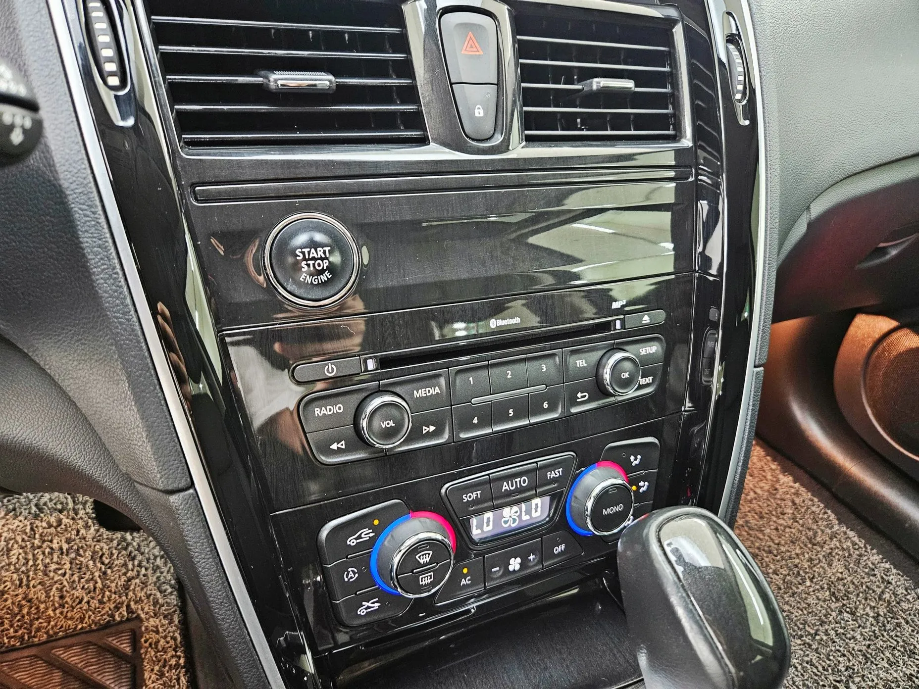 Renault Korea (Samsung) SM7 превью 15