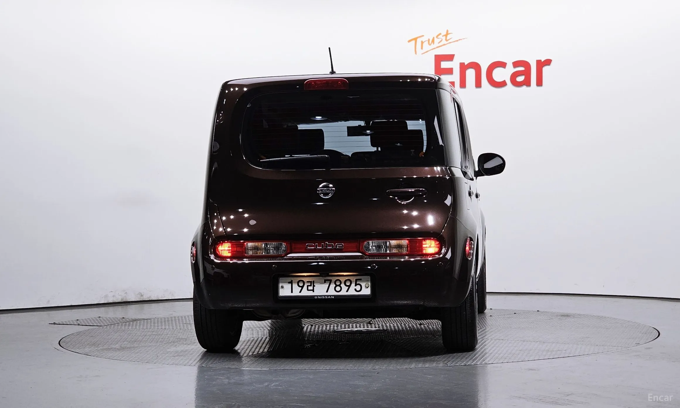 Nissan Cube превью 4