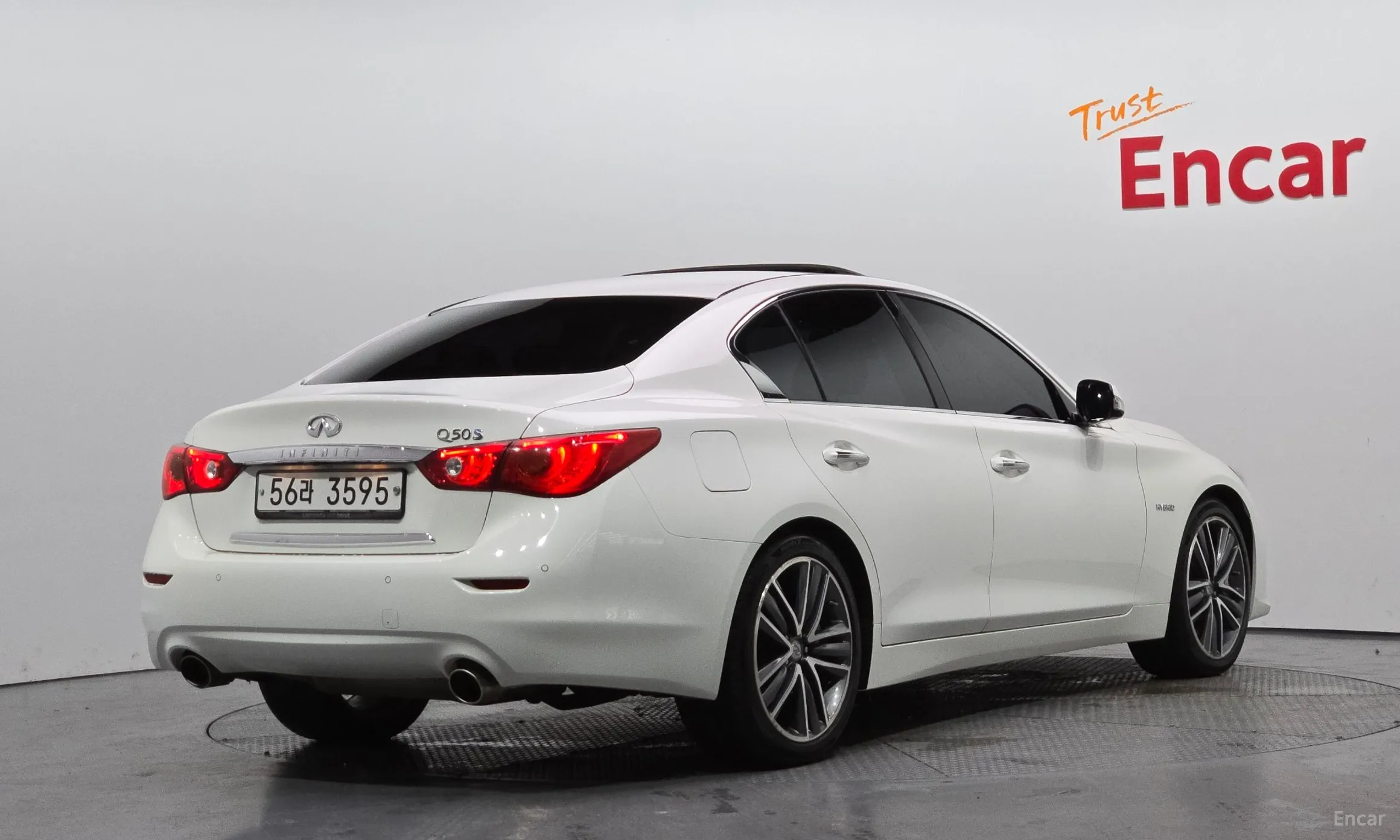 Infiniti Q50