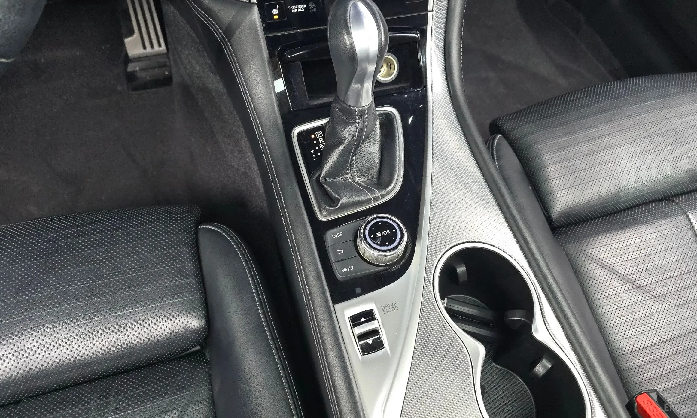 Infiniti Q50 превью 9