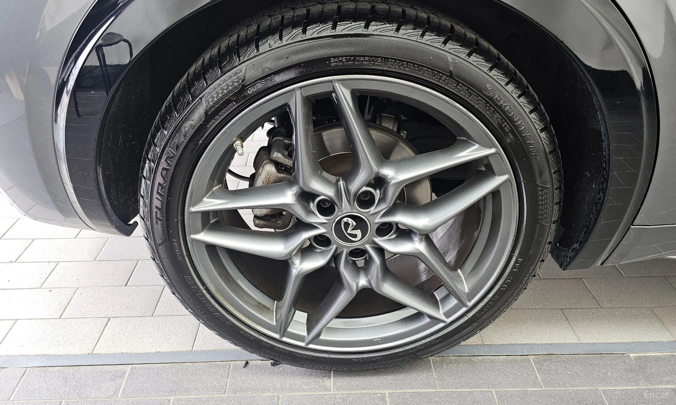 Infiniti Q30 превью 5