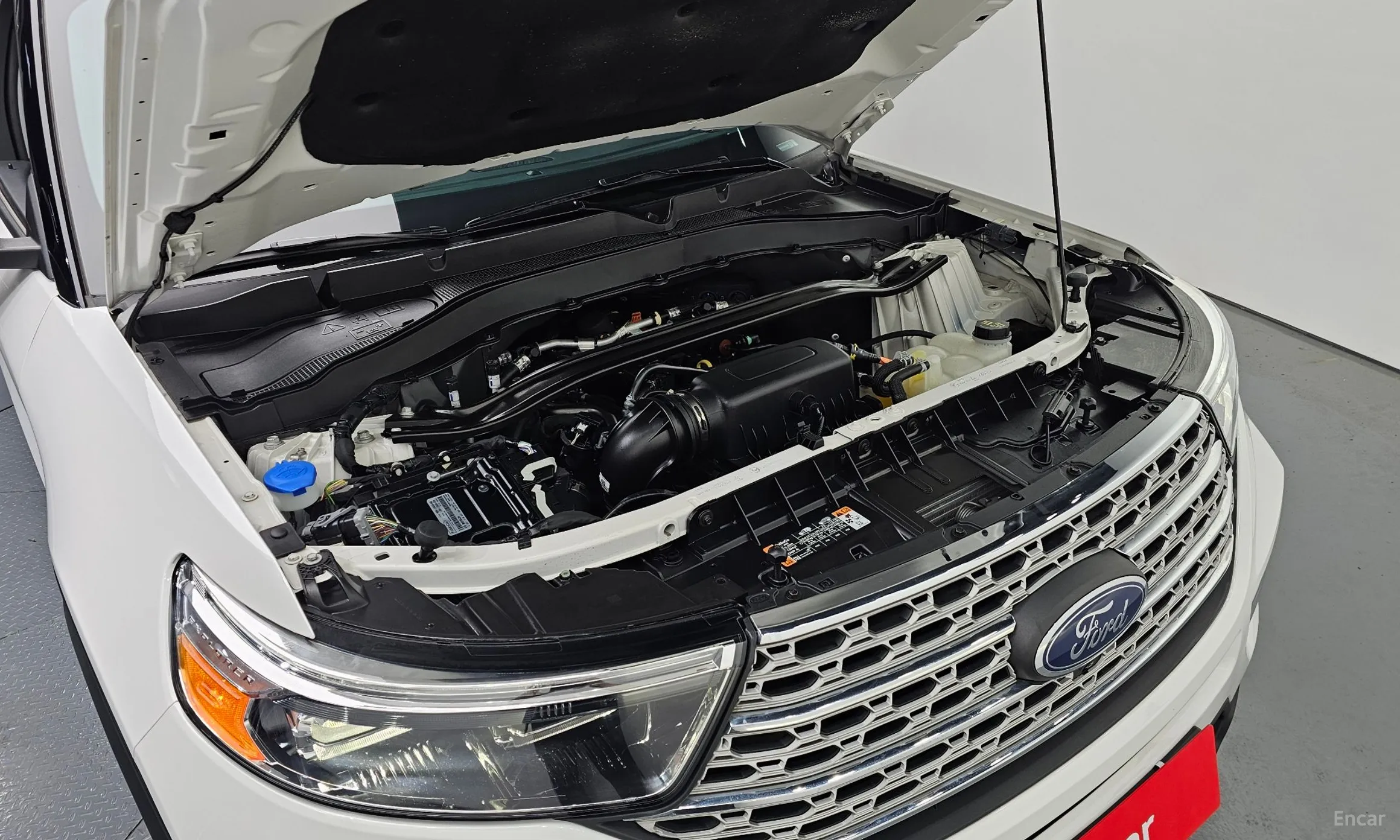 Ford Explorer 6th Generation превью 6