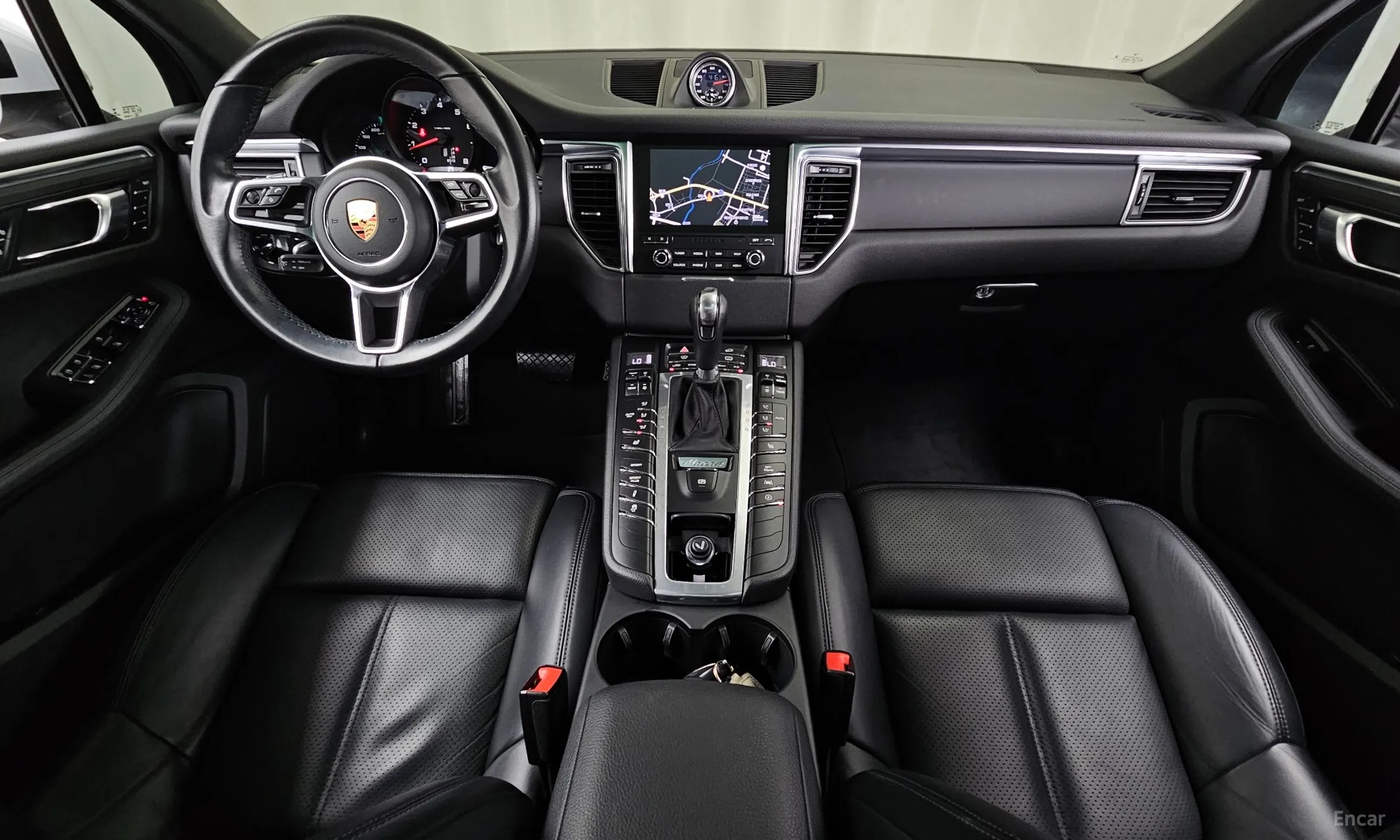 Porsche Macan превью 7
