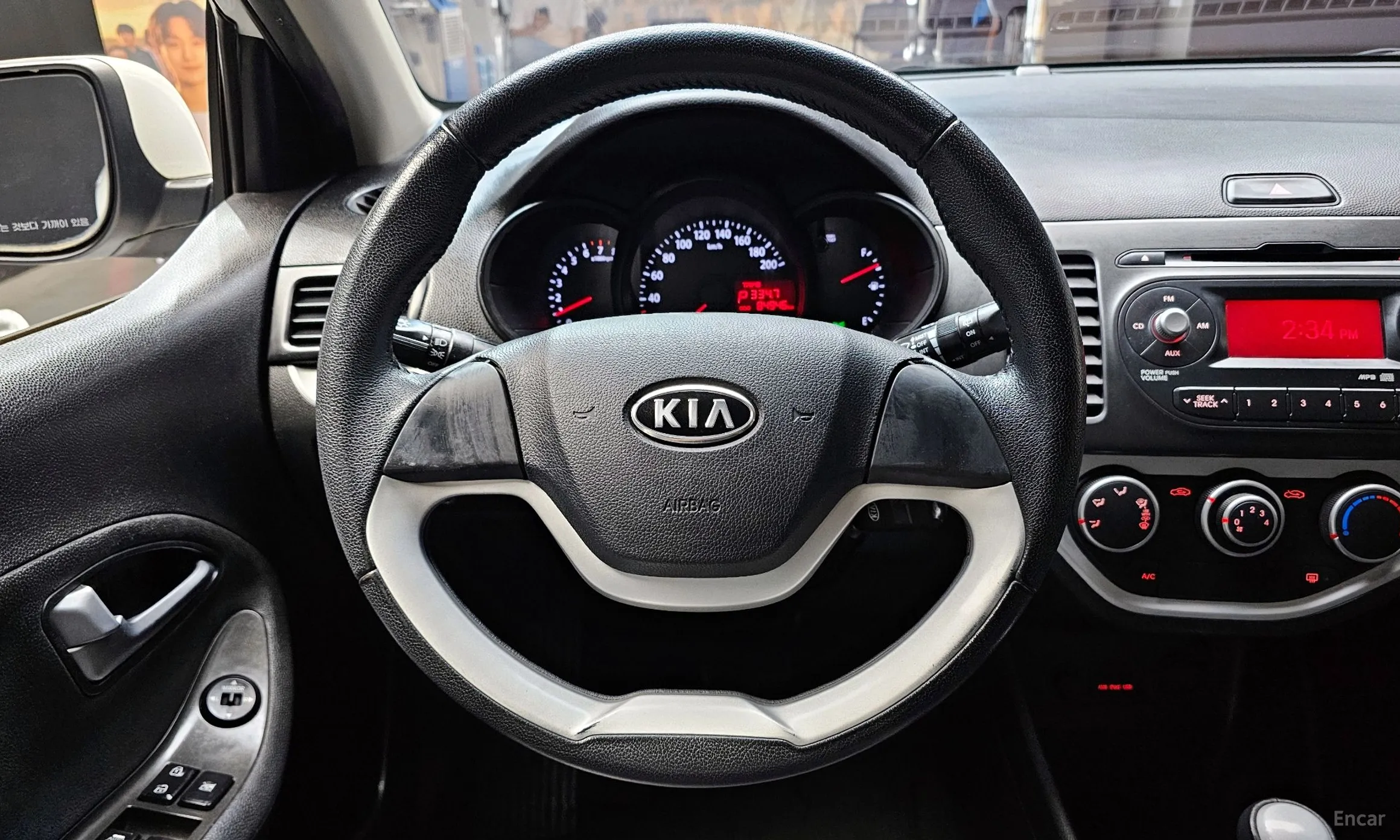 Kia morning превью 13