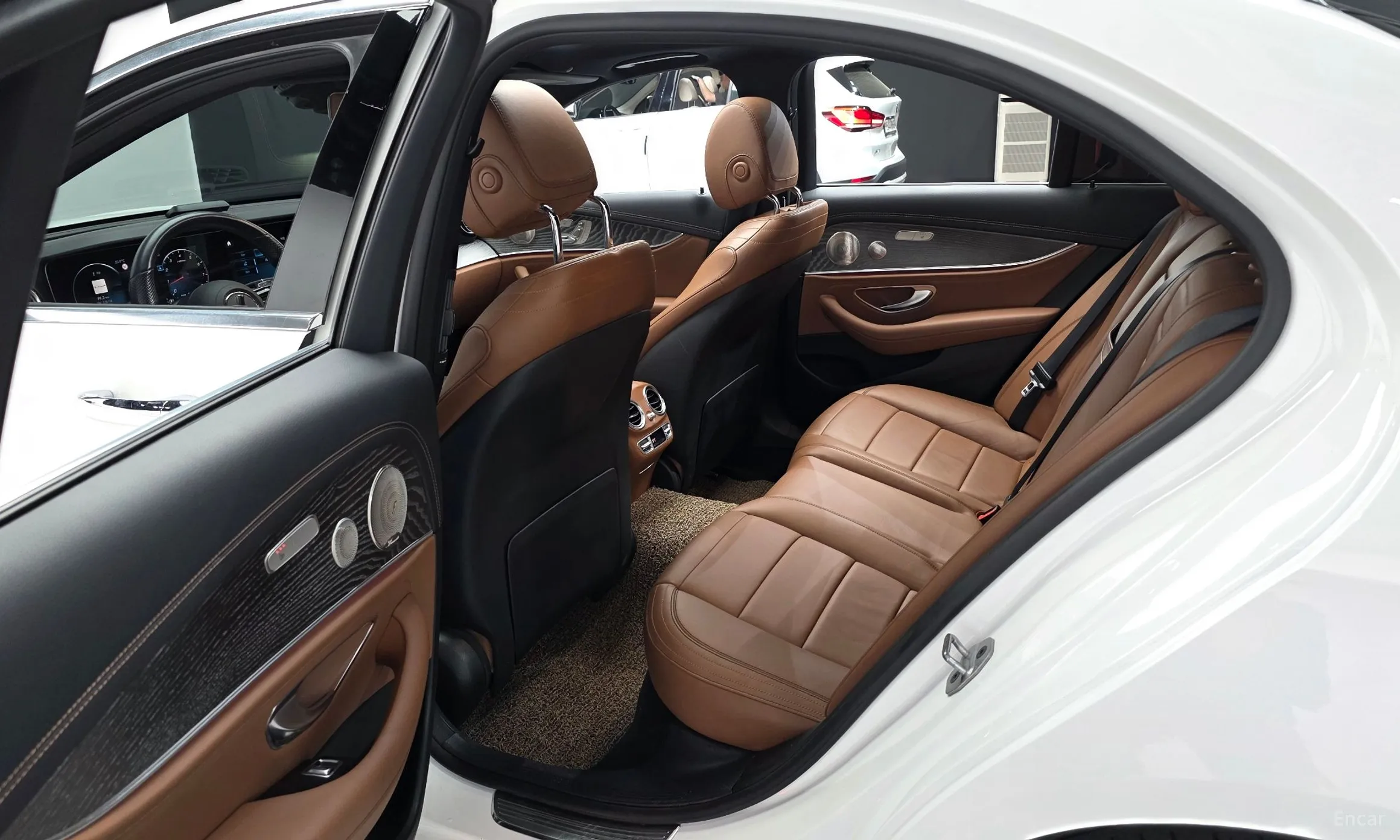 Mercedes Benz E-Class W213 превью 12