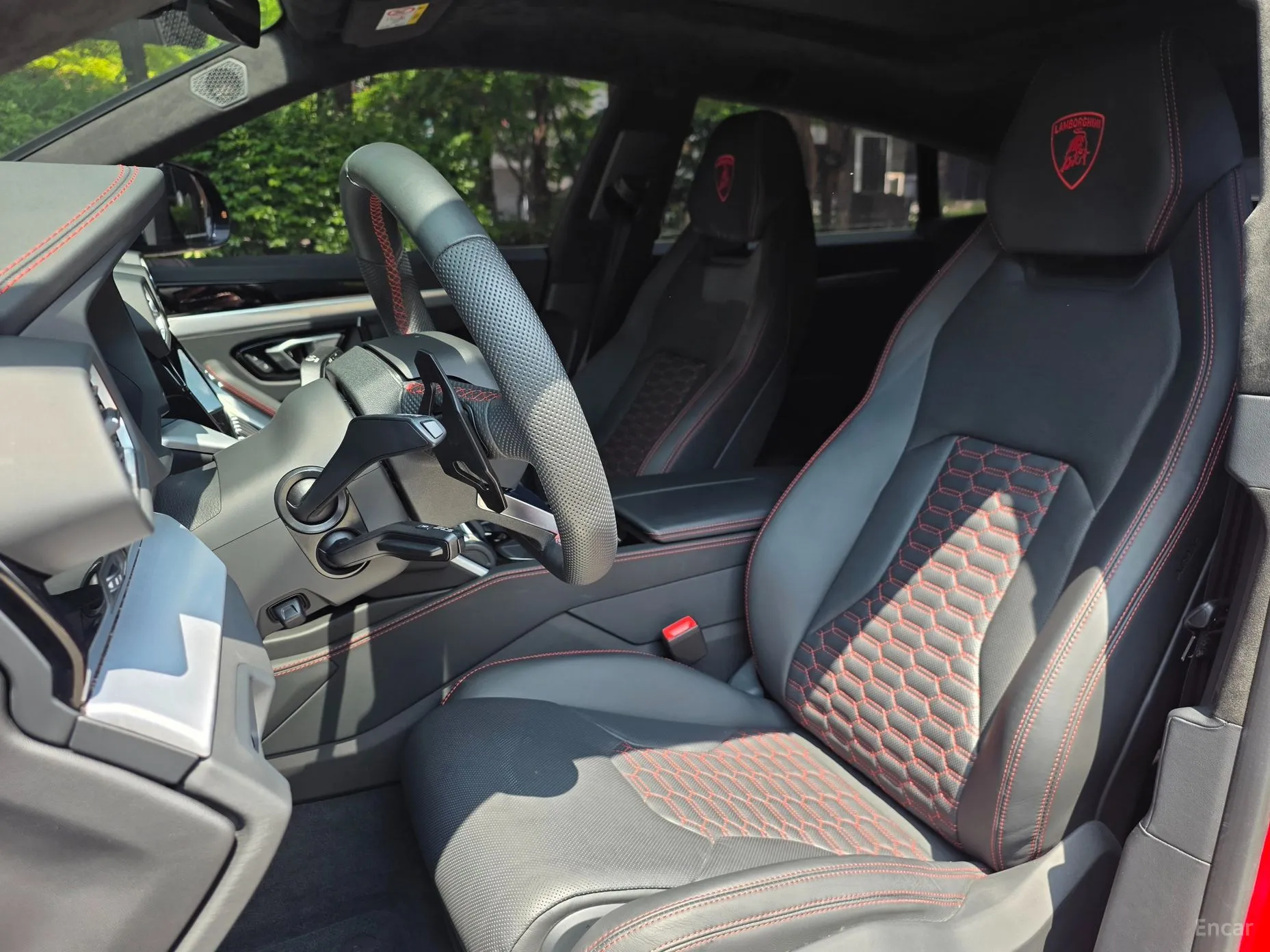 Lamborghini Urus превью 12