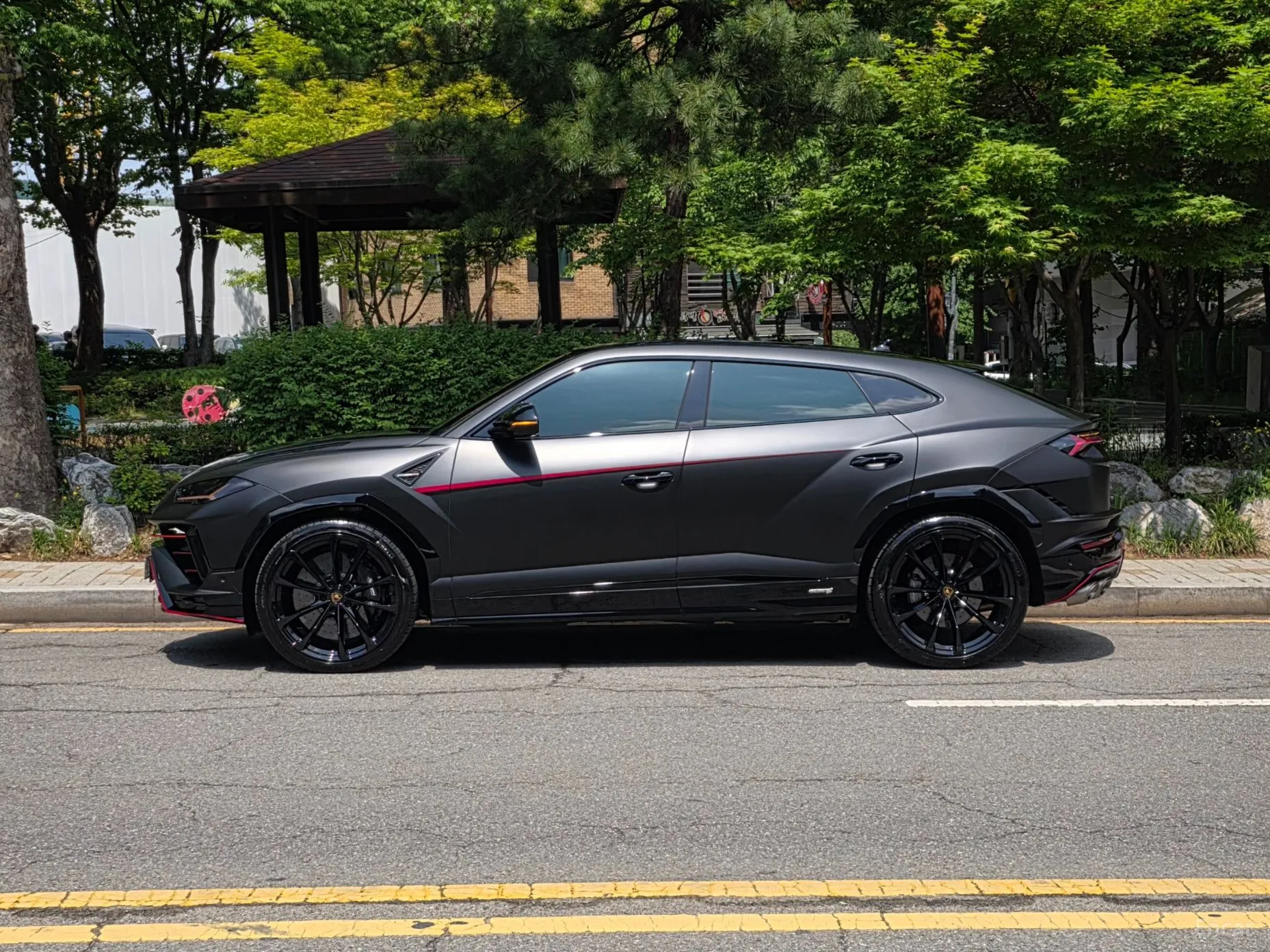 Lamborghini Urus превью 16