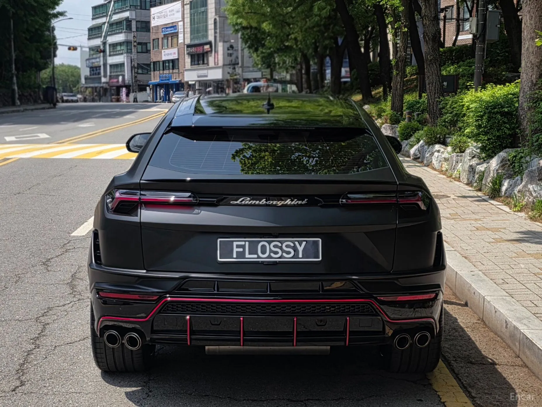 Lamborghini Urus превью 4
