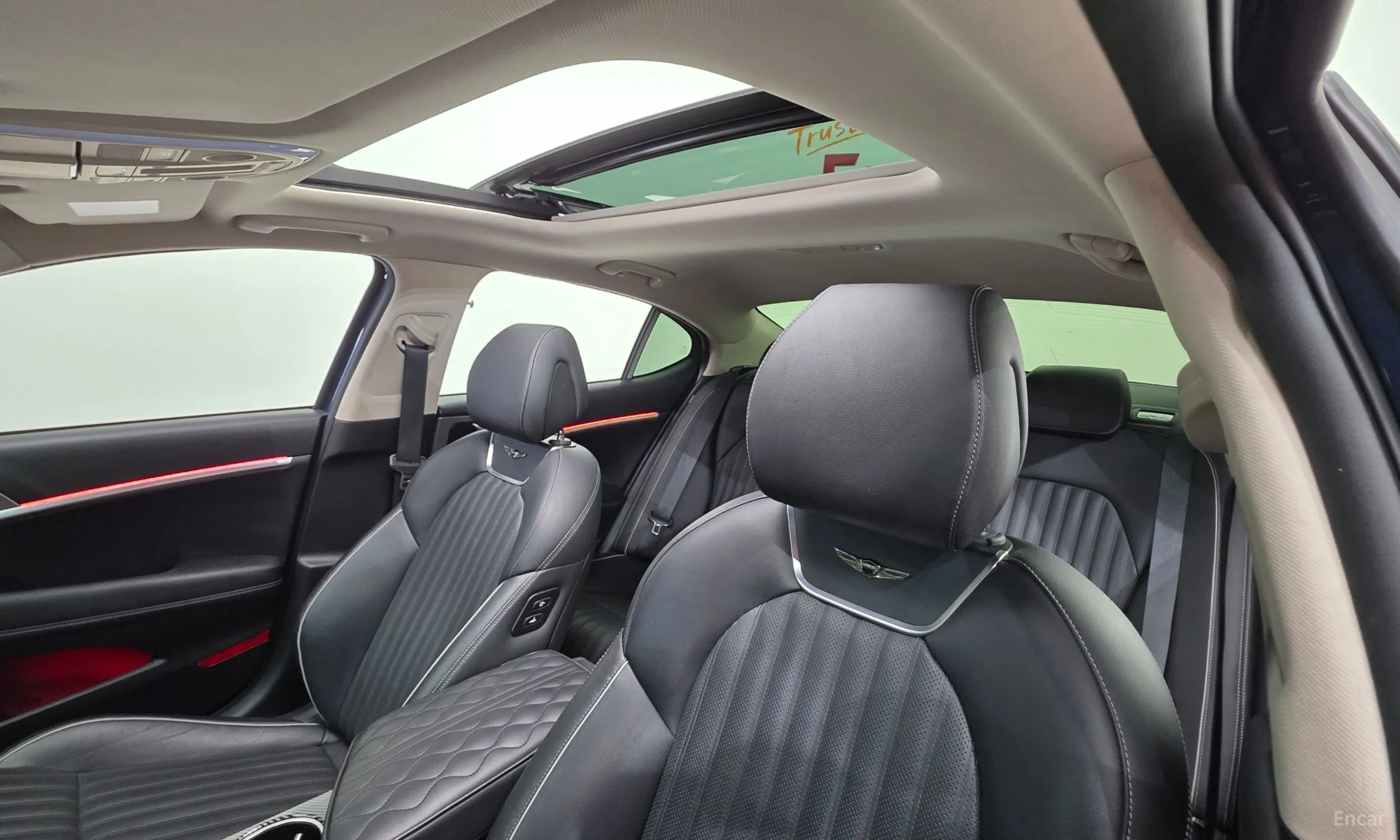 Genesis G70 превью 12