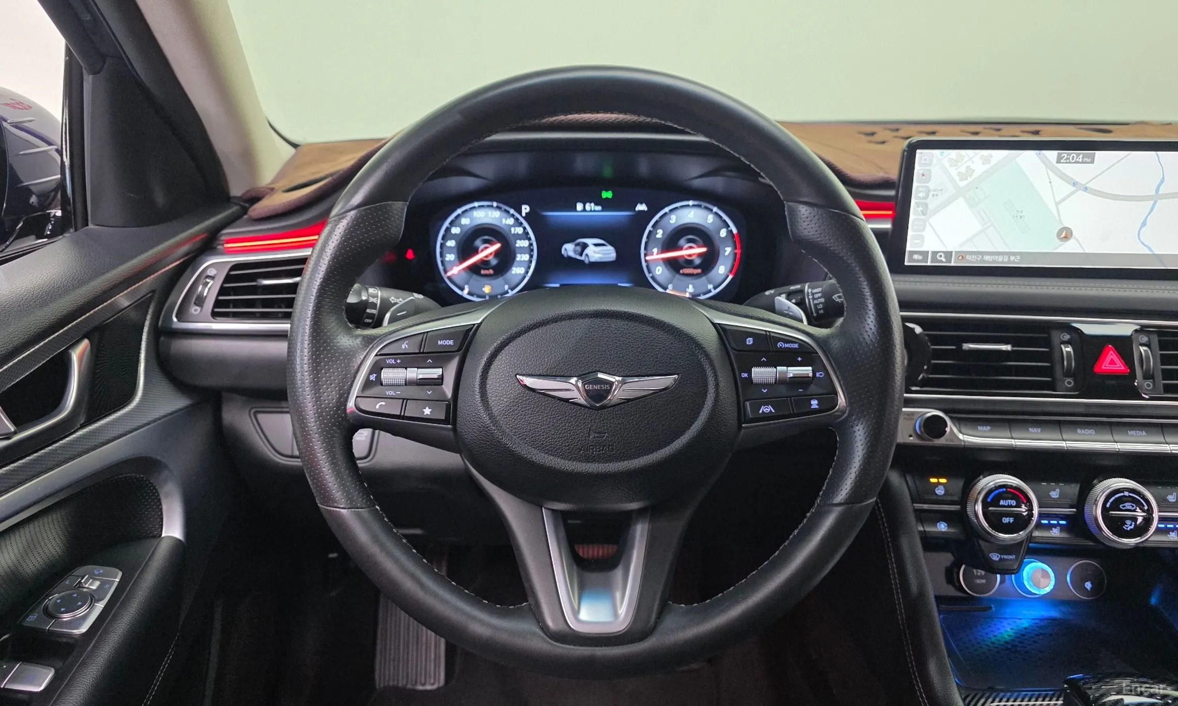 Genesis G70 превью 16