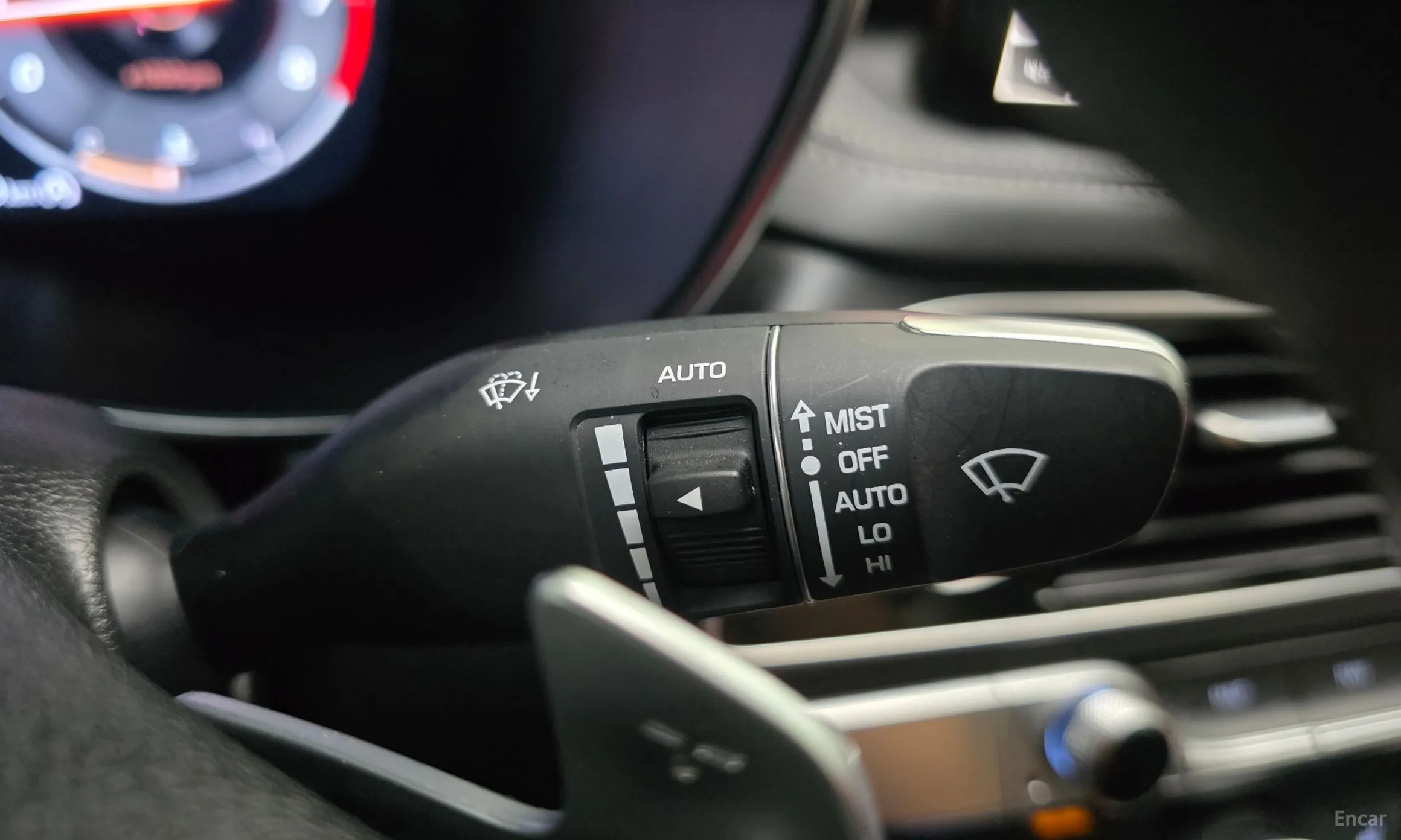 Genesis G70 превью 18