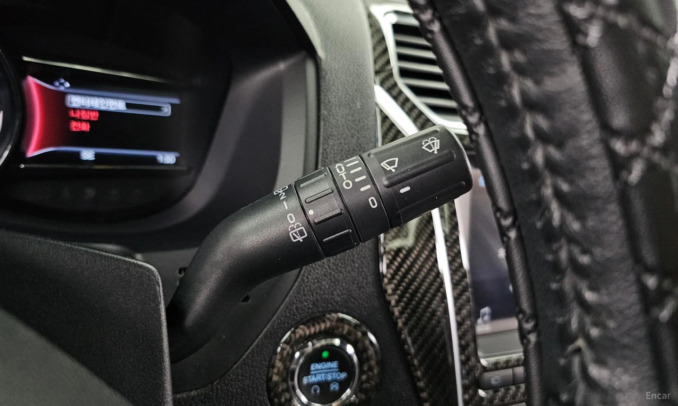 Ford Explorer превью 19