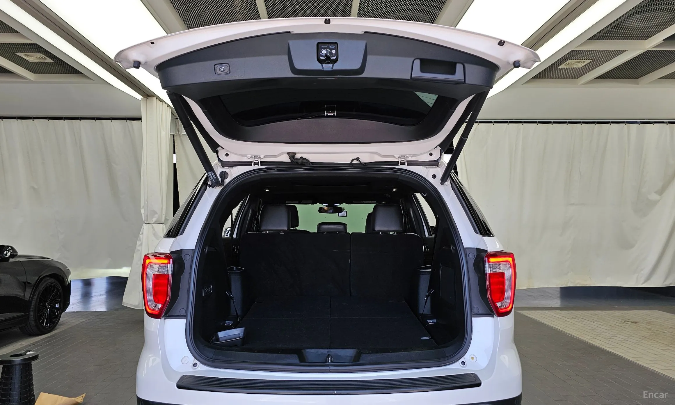 Ford Explorer превью 20