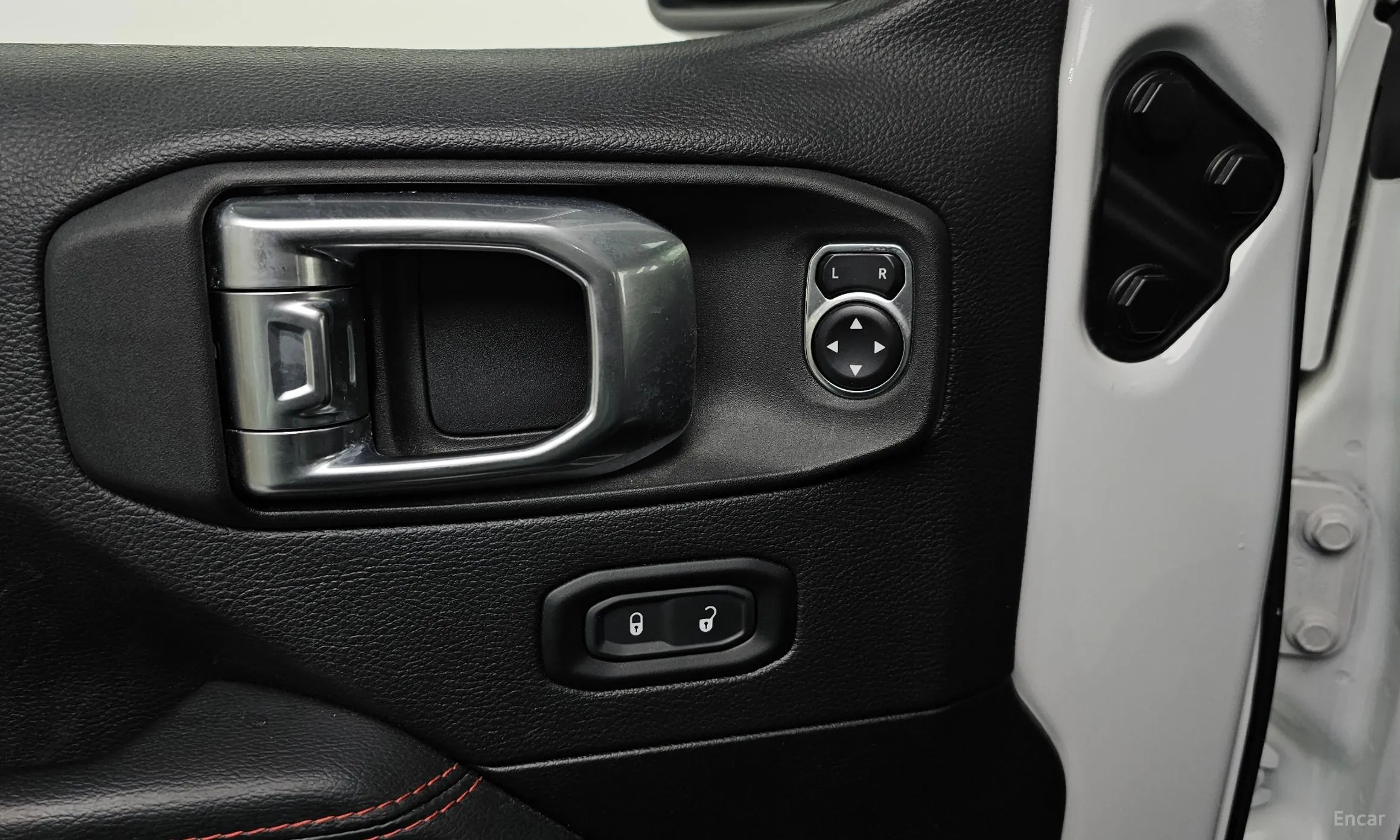 Jeep Wrangler (JL) превью 17
