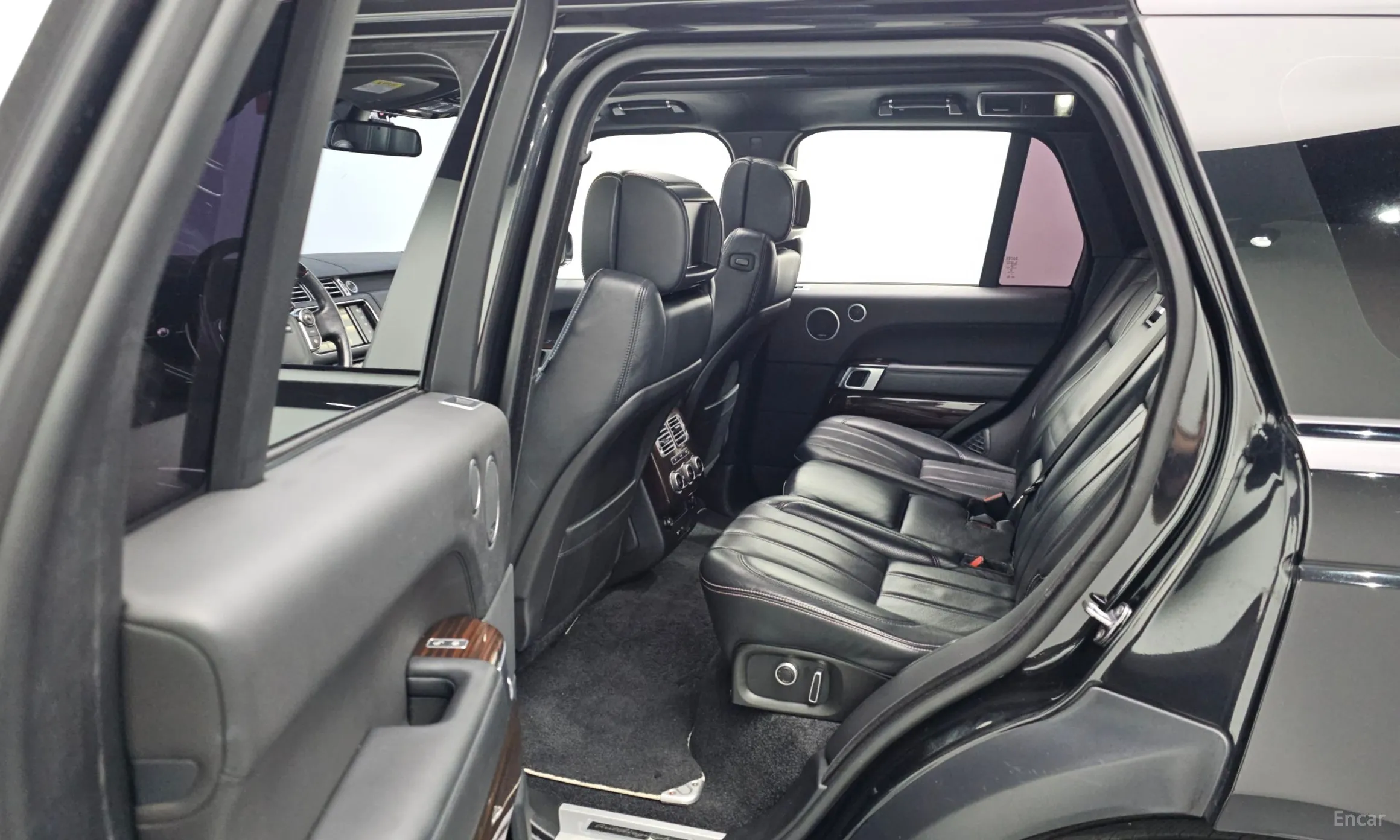Land Rover Range Rover 4th Generation превью 13