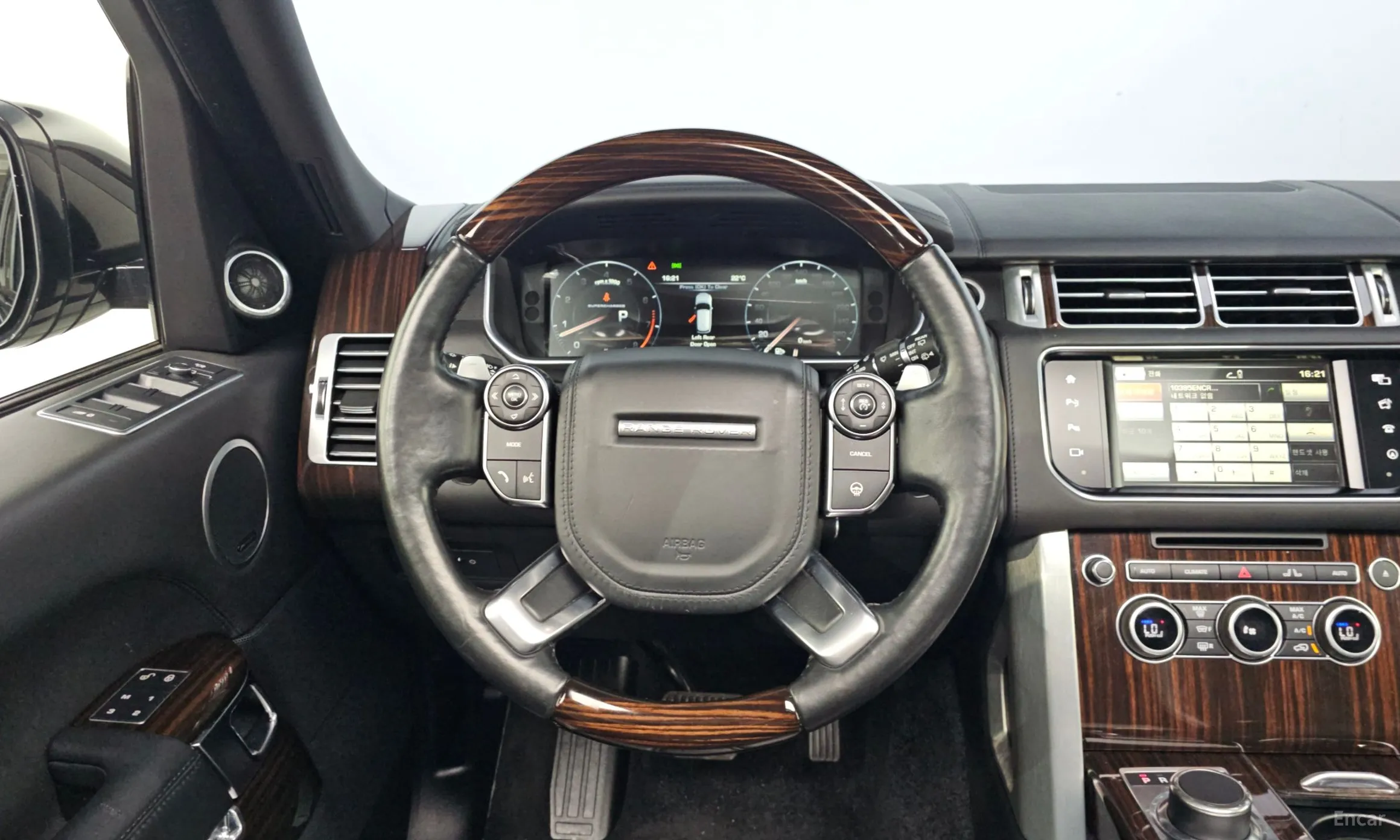 Land Rover Range Rover 4th Generation превью 14