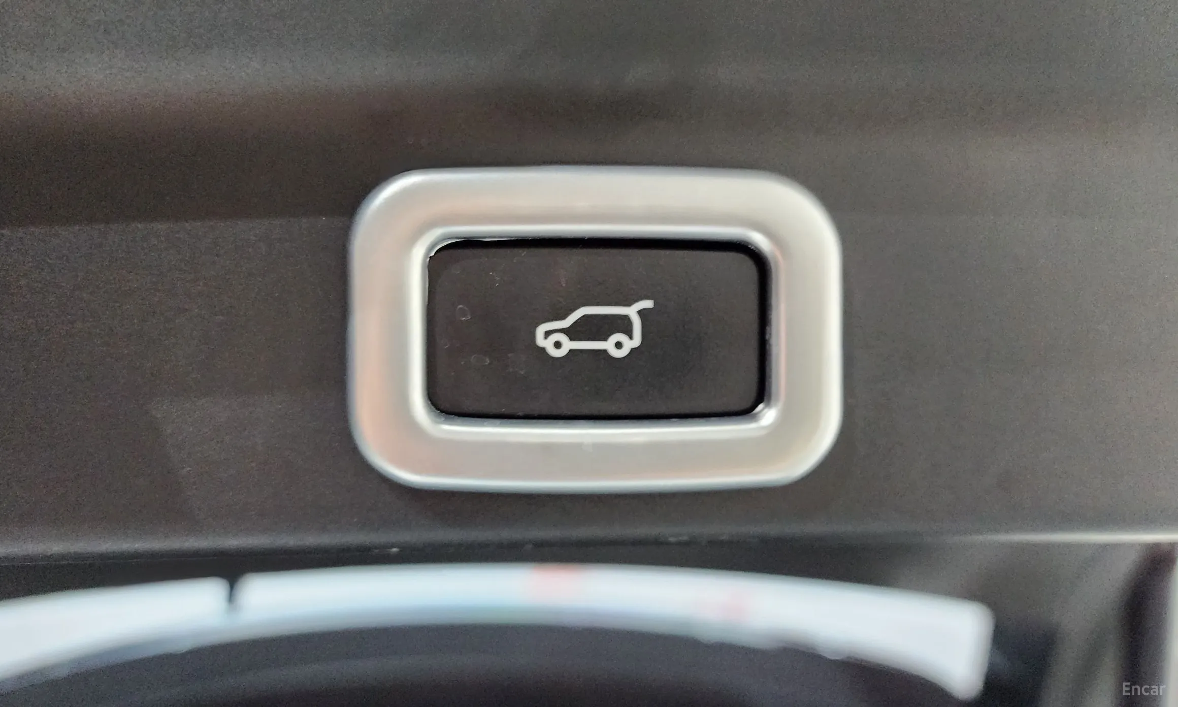 Jaguar F-PACE превью 18