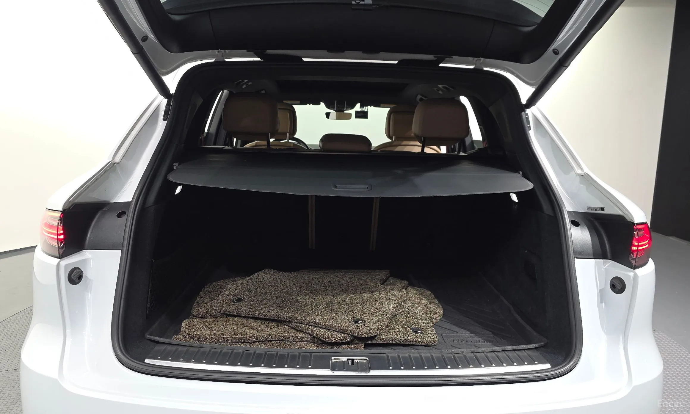 Porsche Cayenne (PO536) превью 20