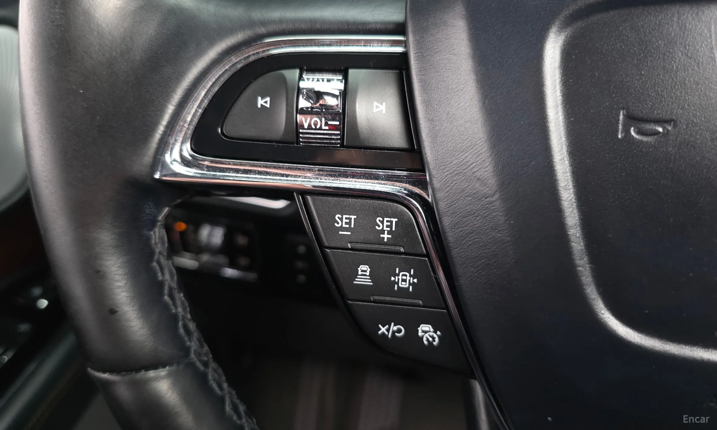 Lincoln Navigator 4th generation превью 17