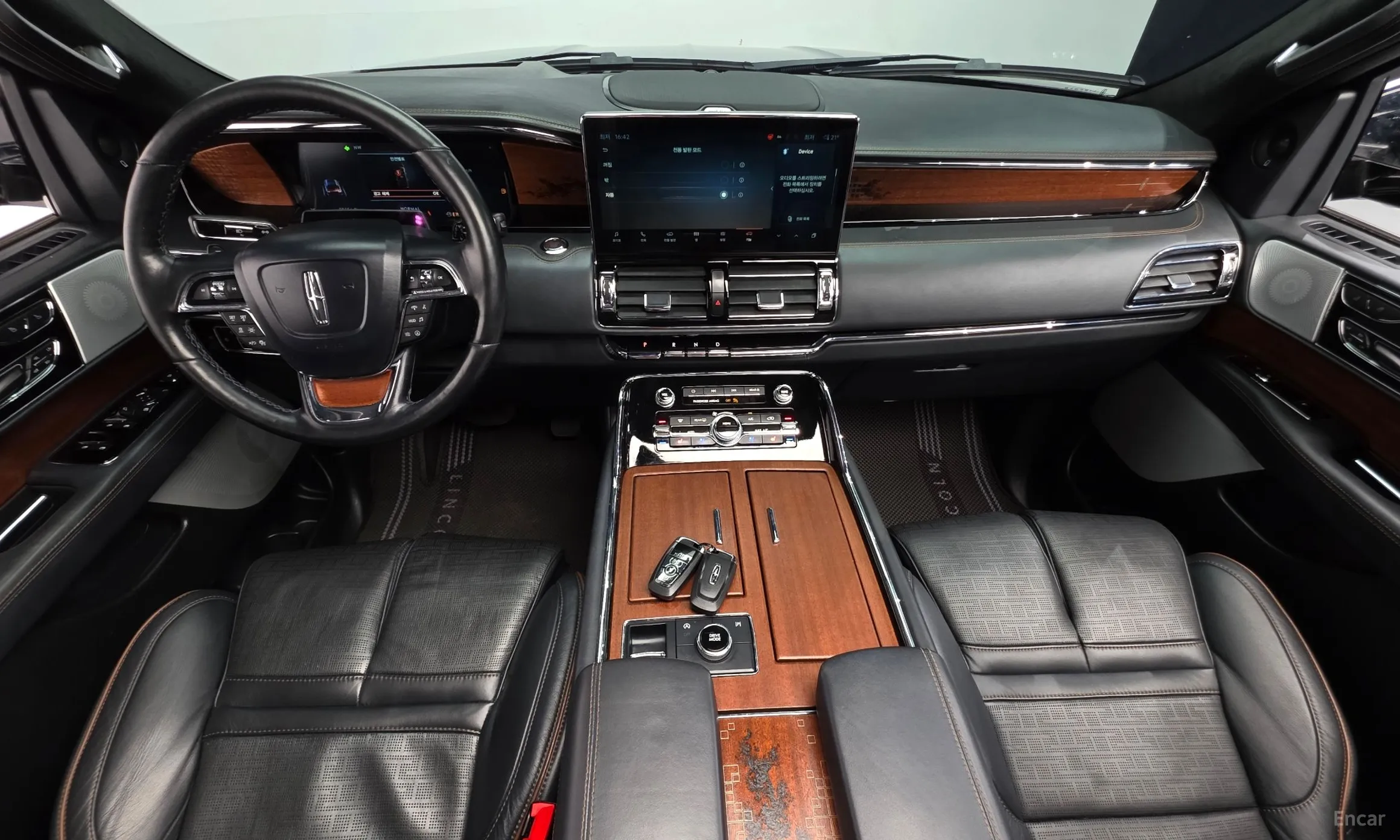 Lincoln Navigator 4th generation превью 7