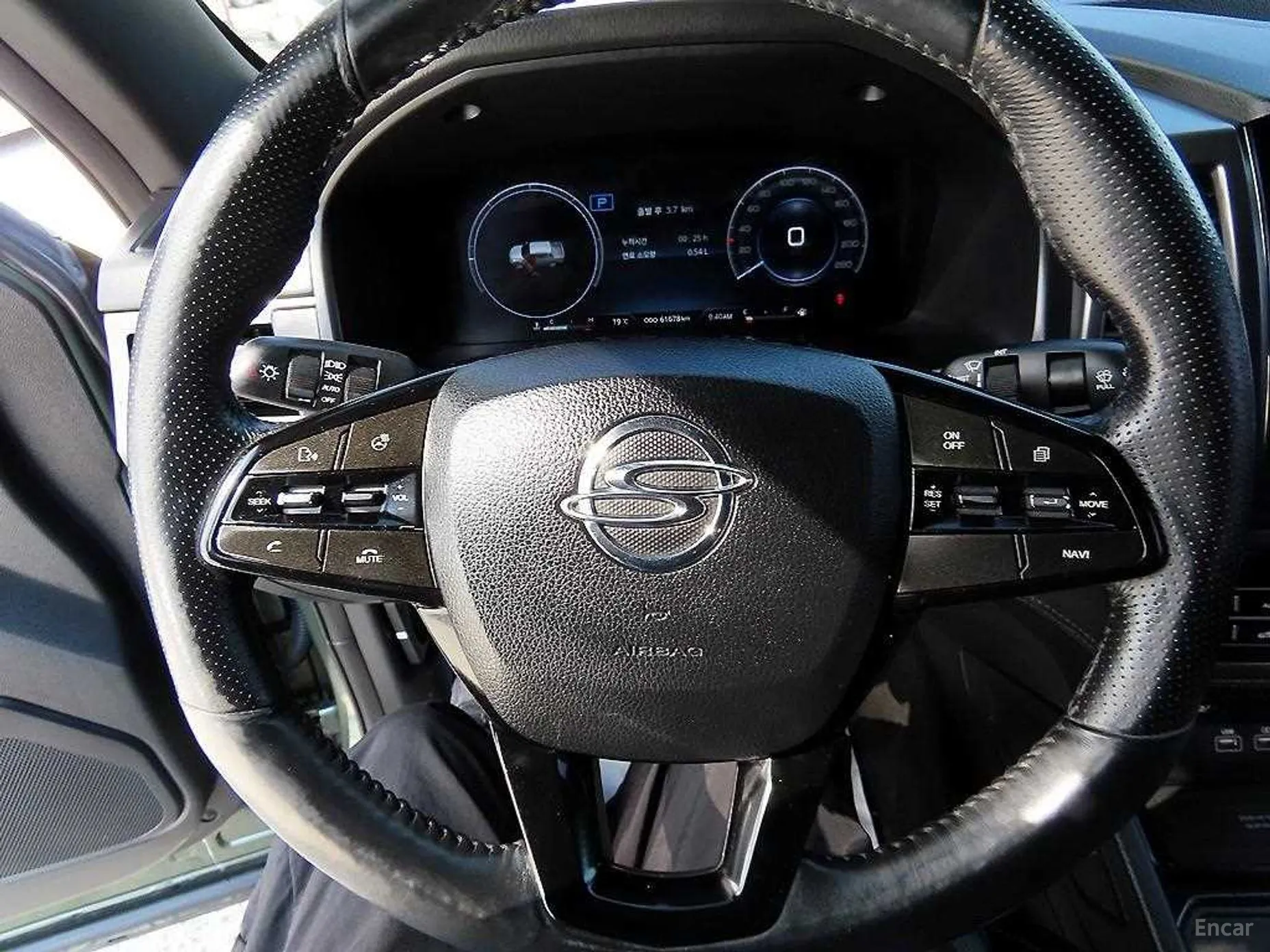 KG Mobility (SsangYong) Rexton Sports Khan превью 11