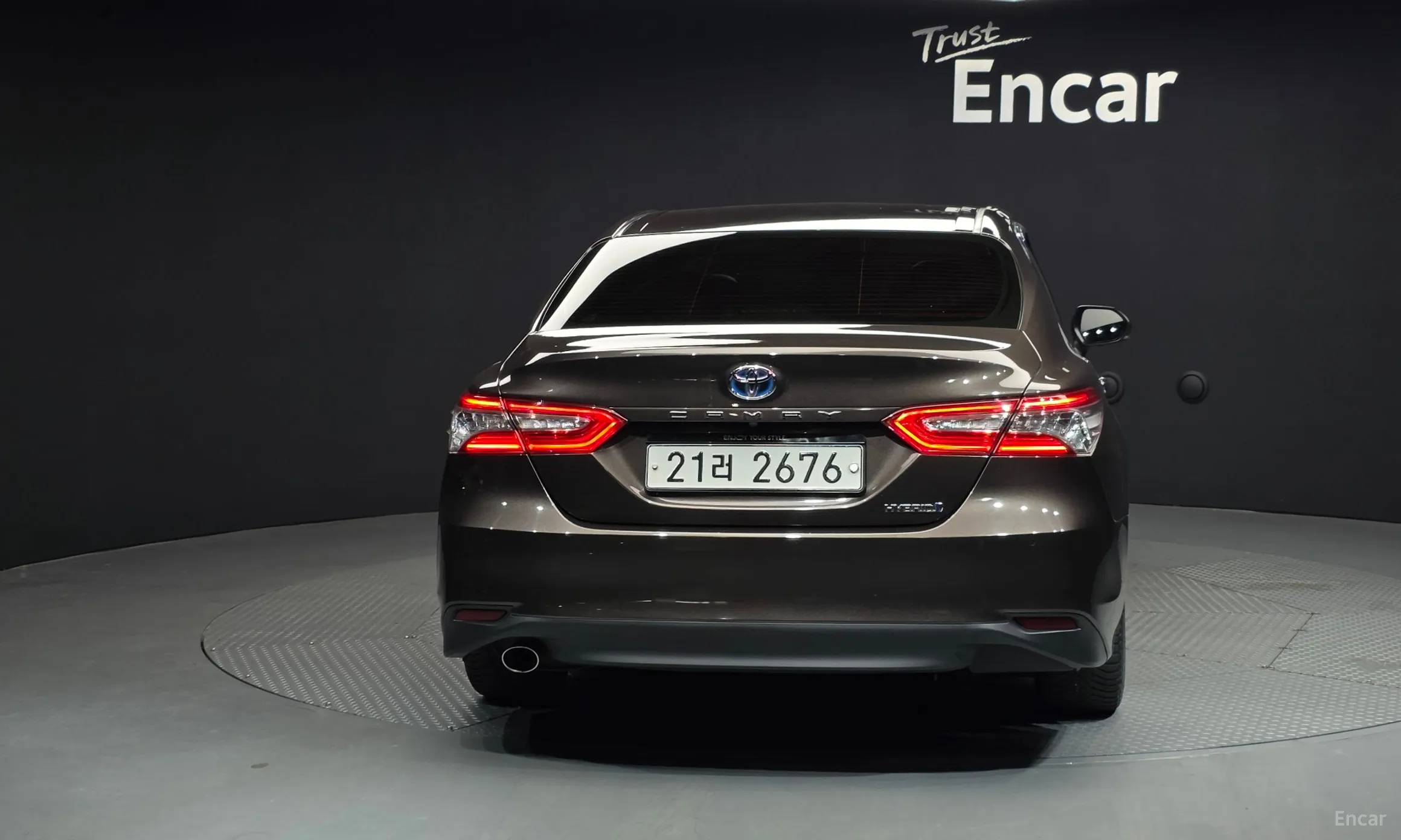 Toyota Camry (XV70) превью 4