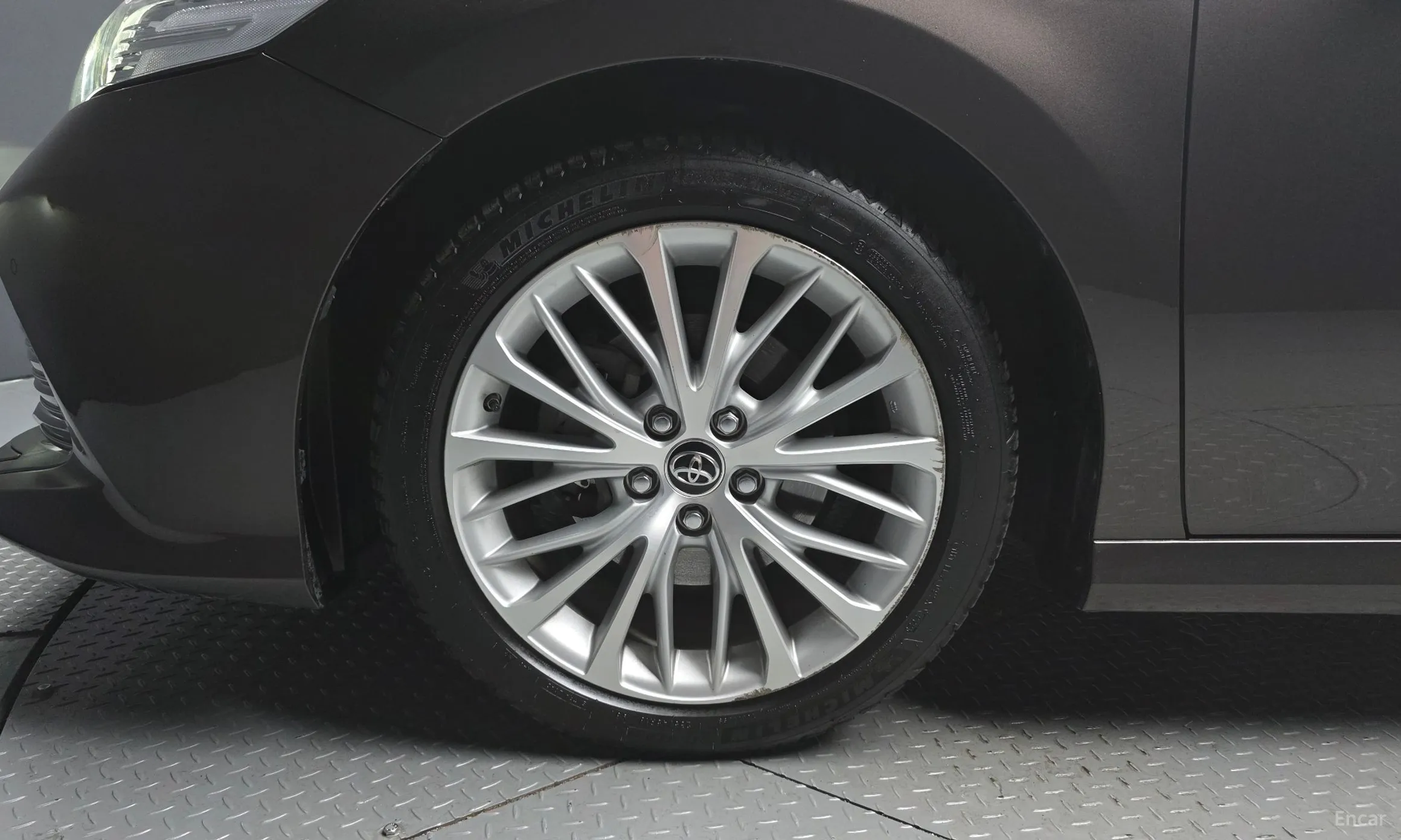Toyota Camry (XV70) превью 5