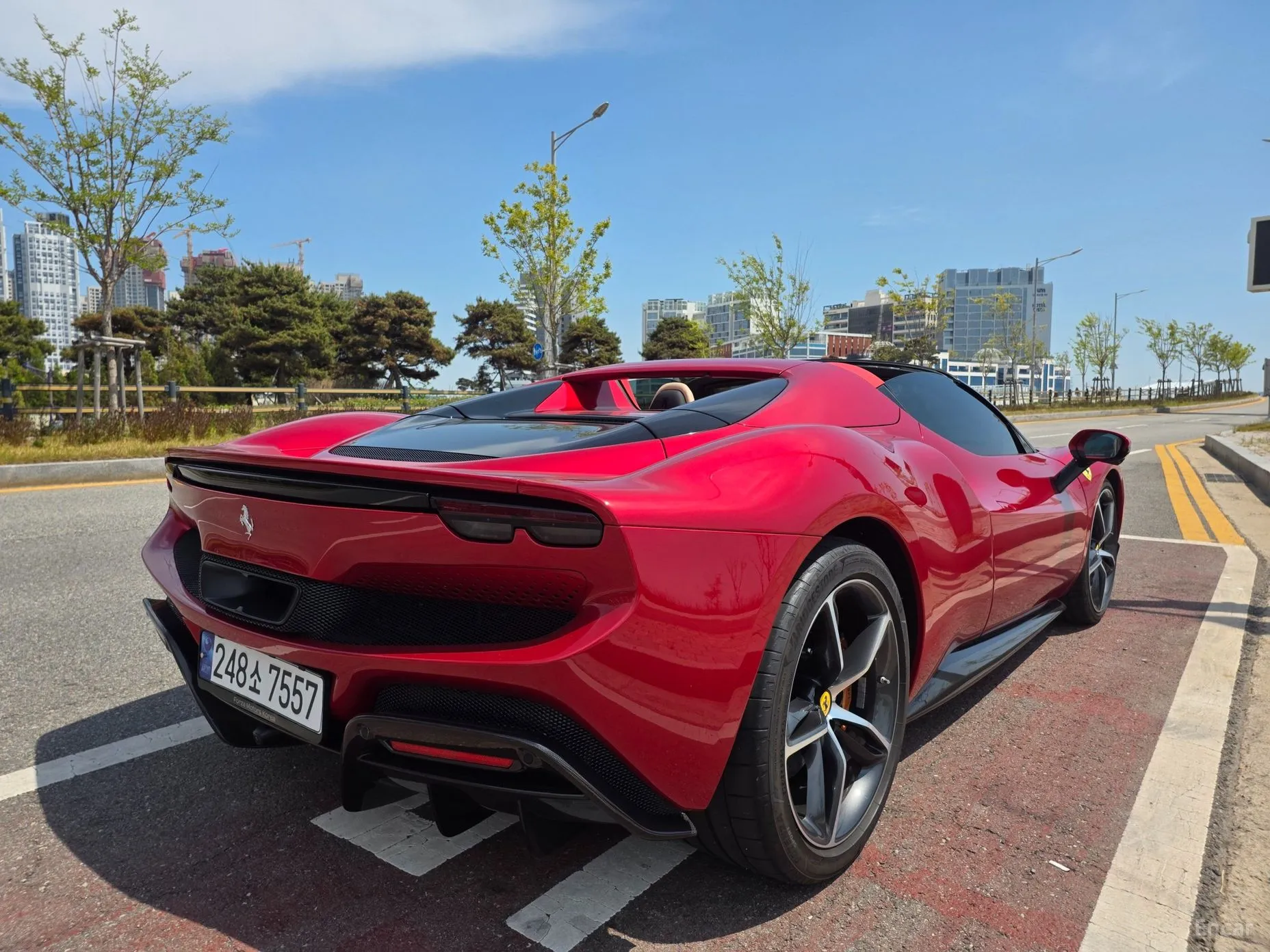 Ferrari 296 GTS превью 10