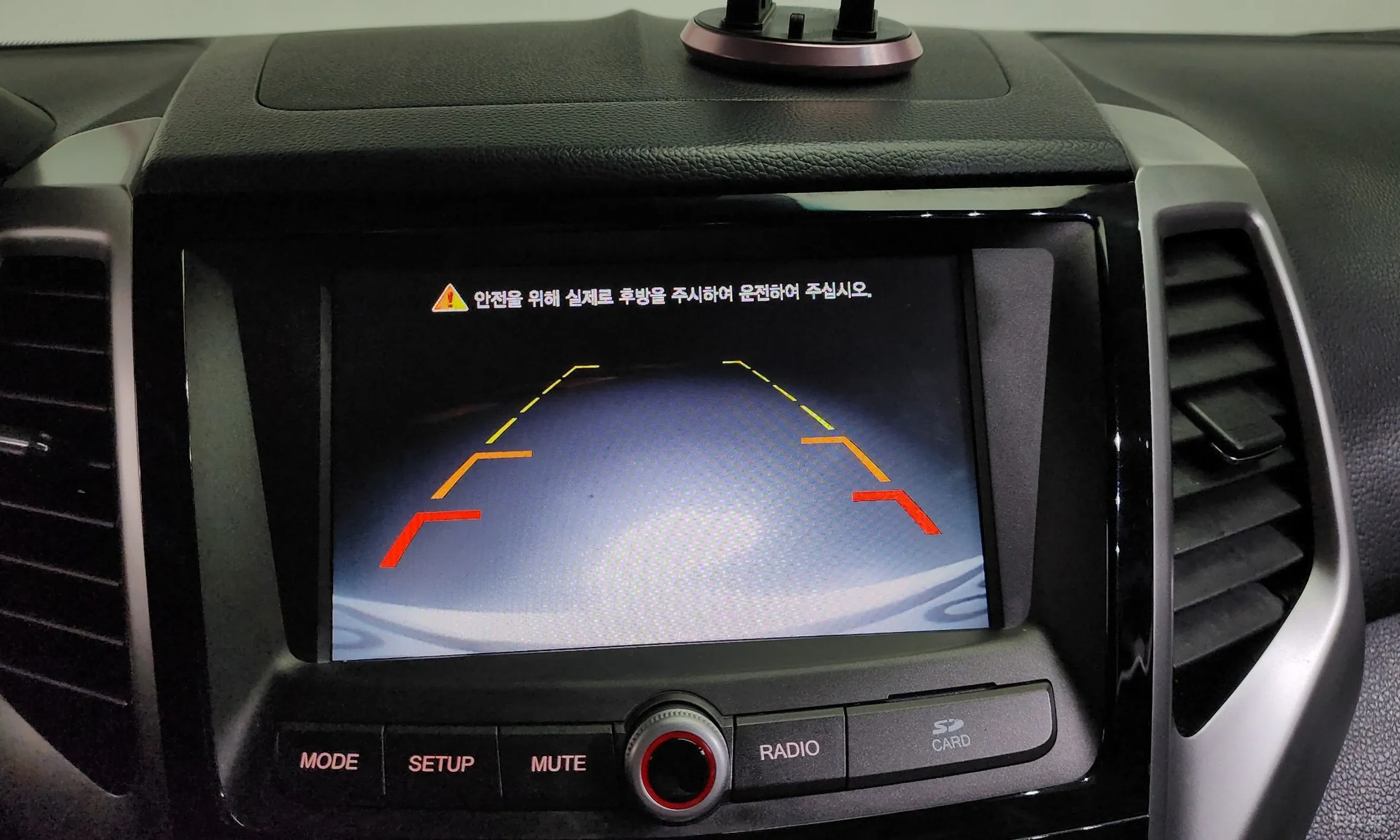 KG Mobility (SsangYong) Tivoli, Lazio превью 14