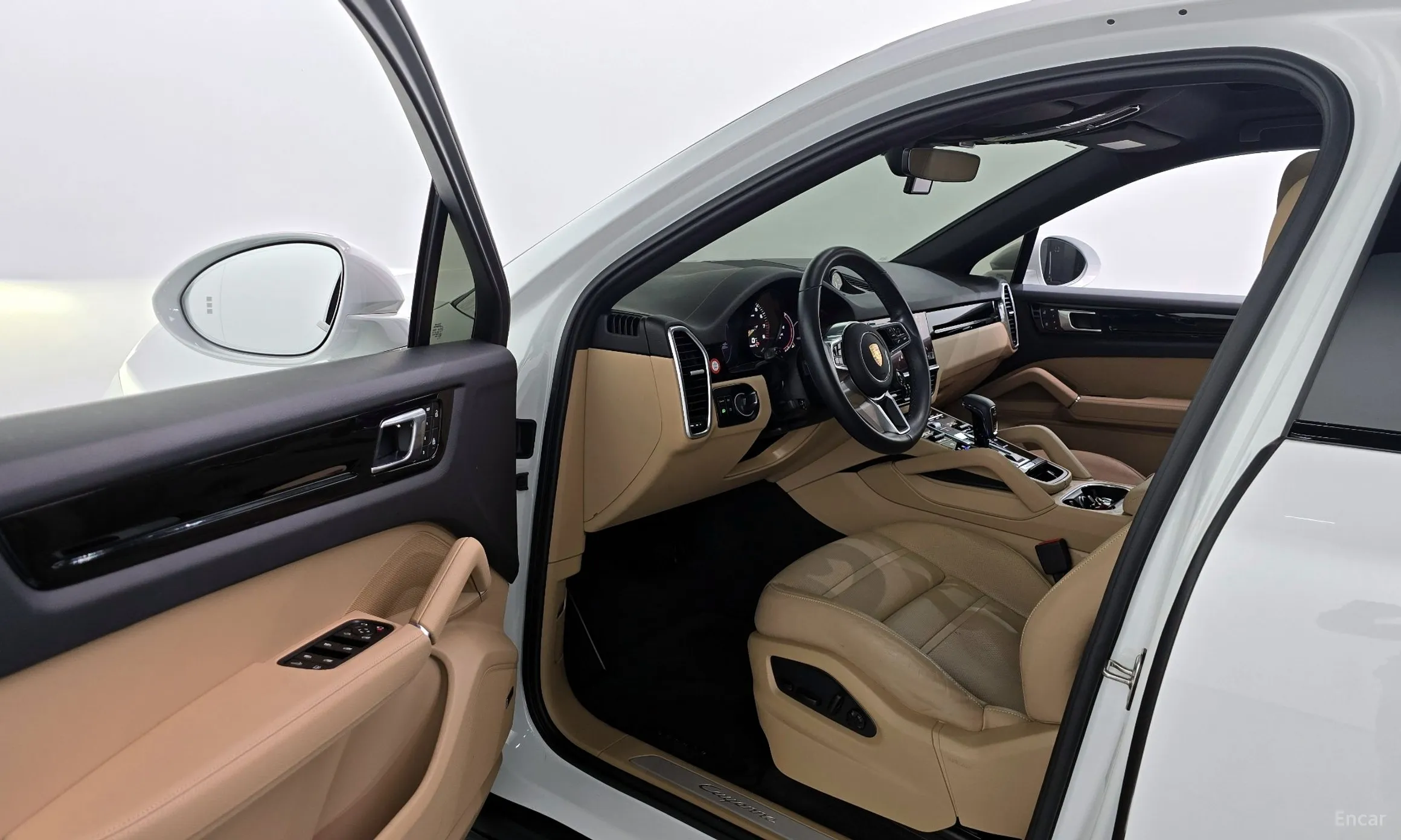 Porsche Cayenne (PO536) превью 10