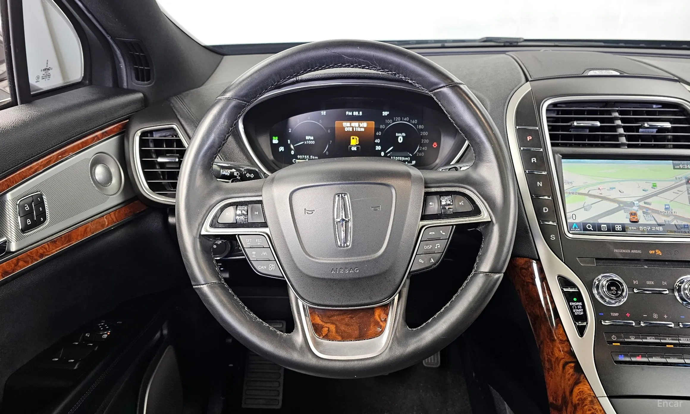 Lincoln Nautilus Gen 1 превью 13