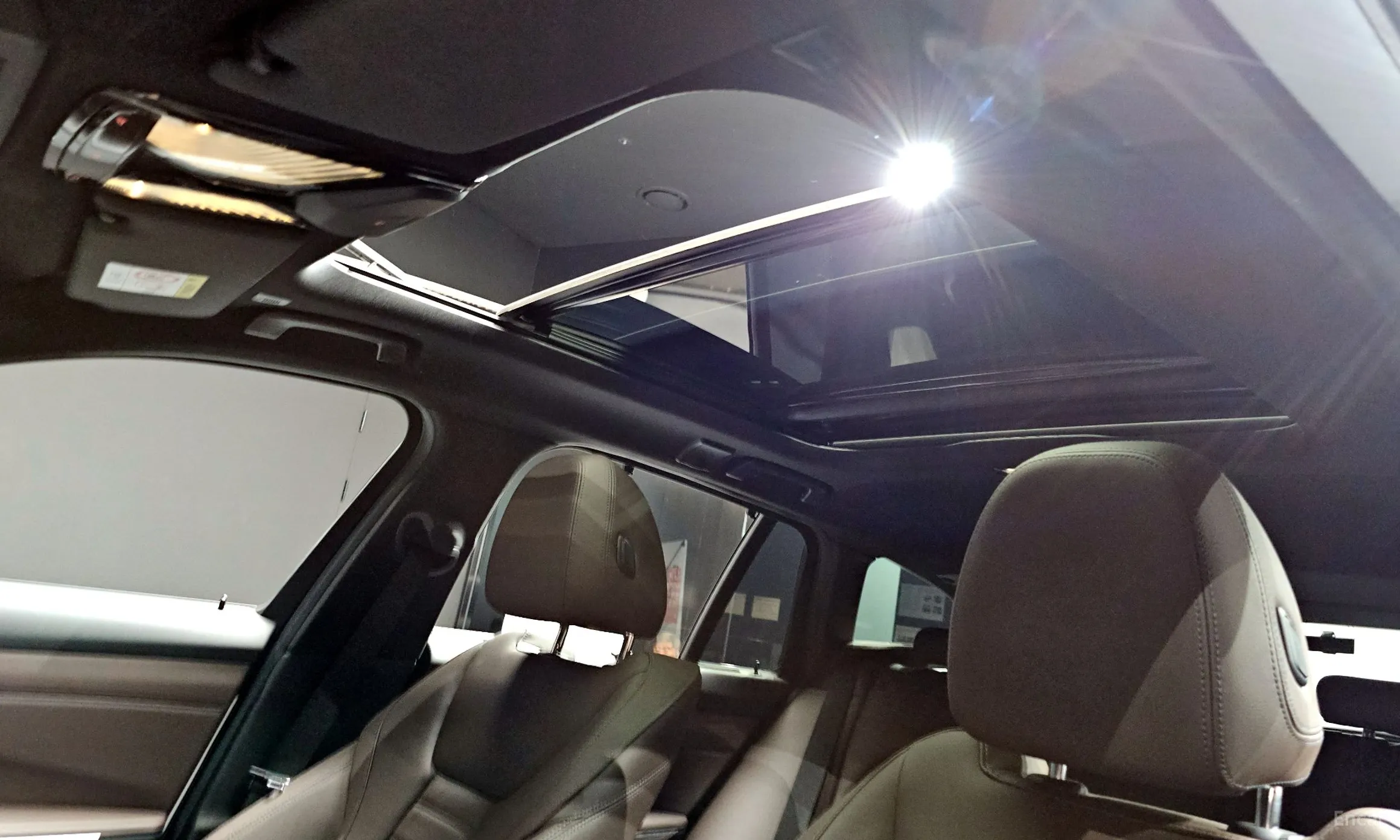 BMW 3 Series (G20) превью 19