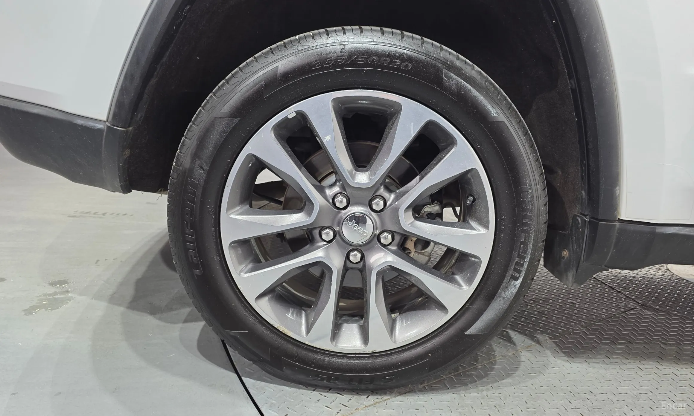 Jeep Grand Cherokee превью 5
