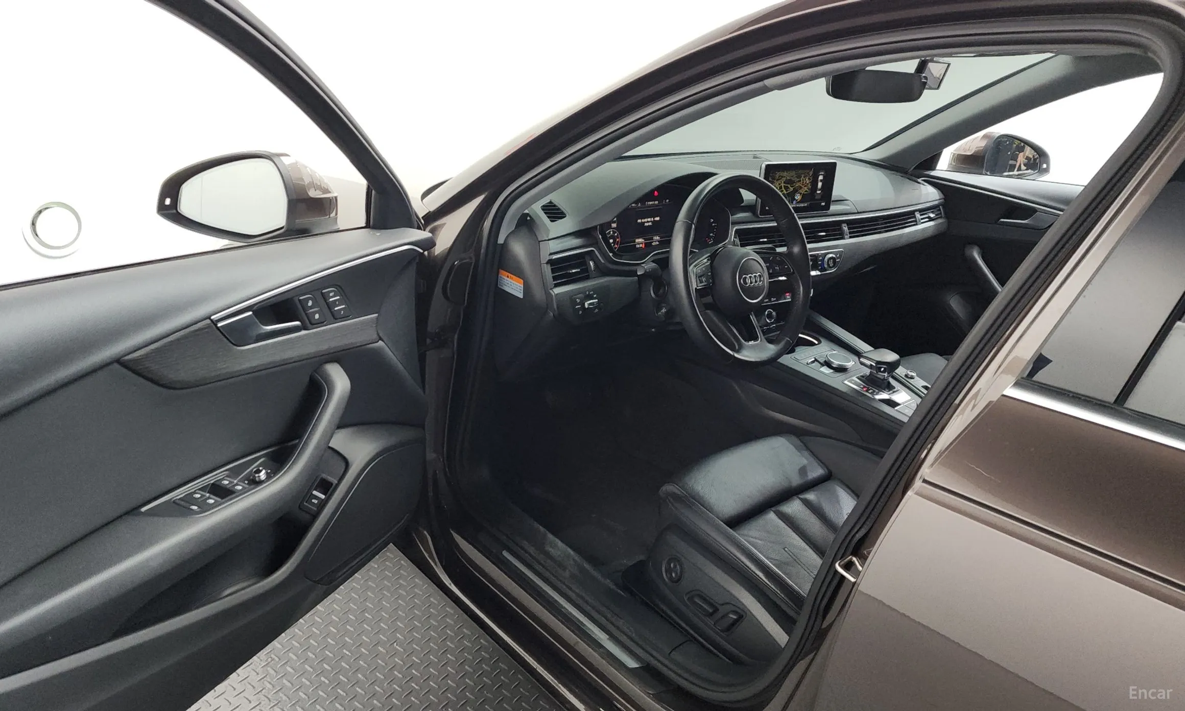 Audi A4 (B9) превью 10