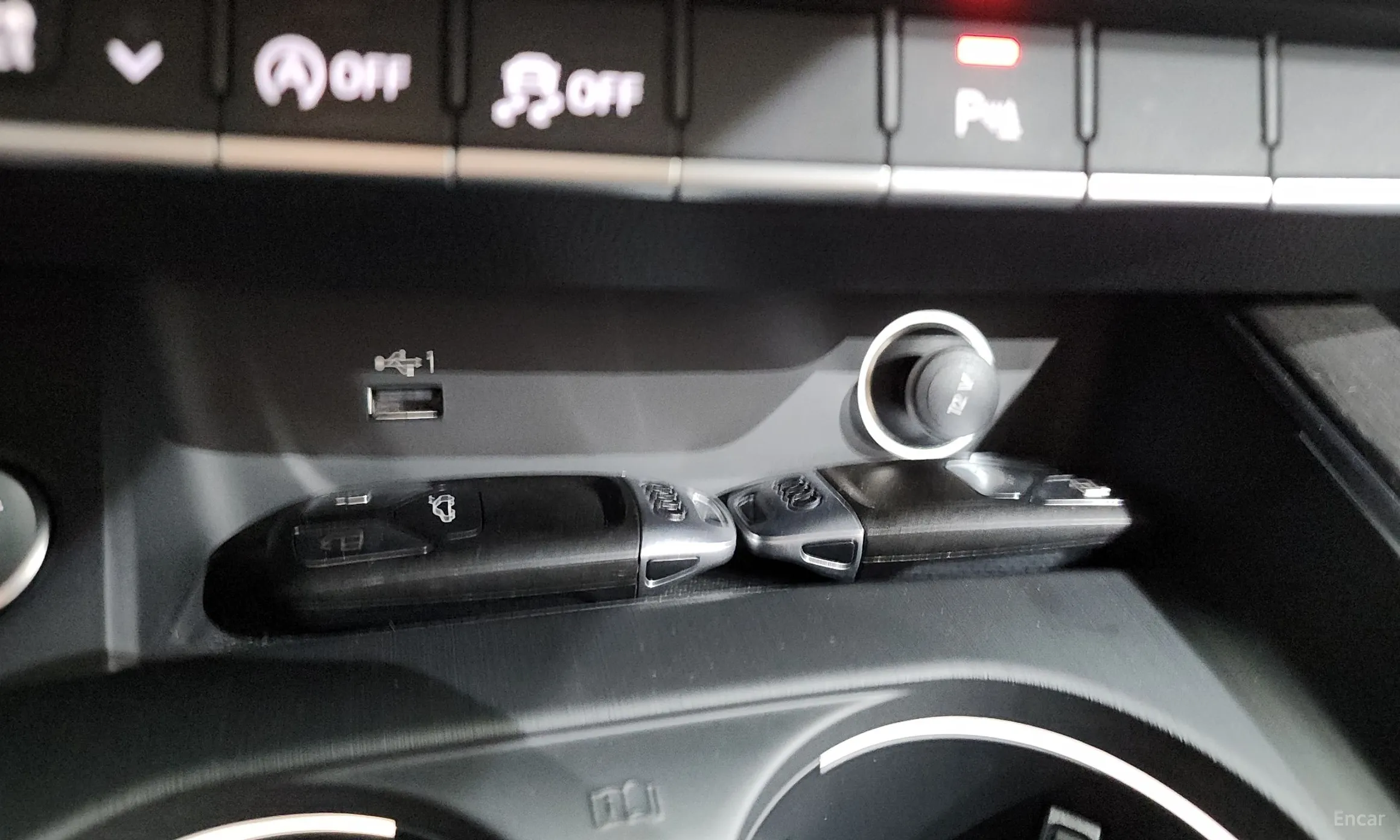 Audi A4 (B9) превью 16