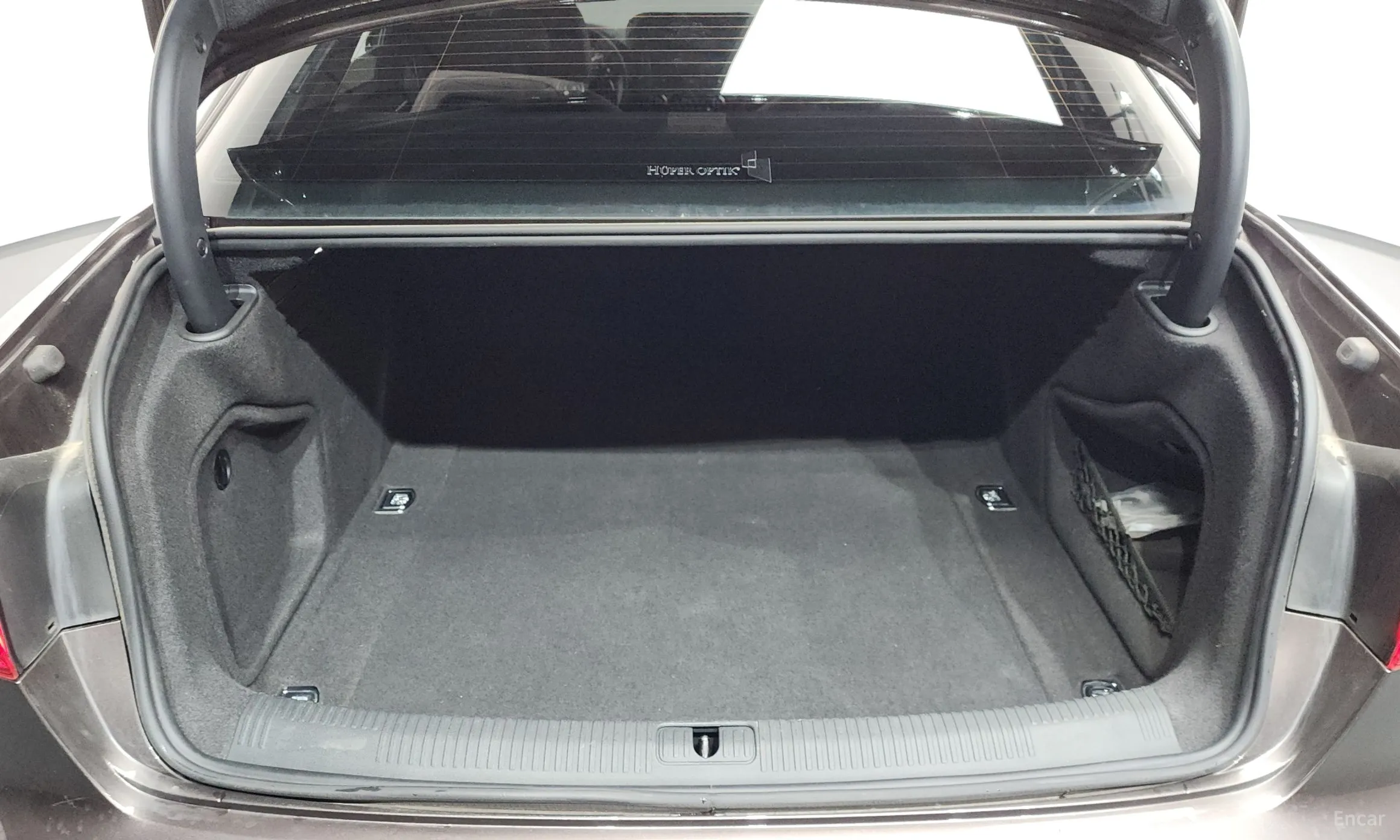 Audi A4 (B9) превью 20