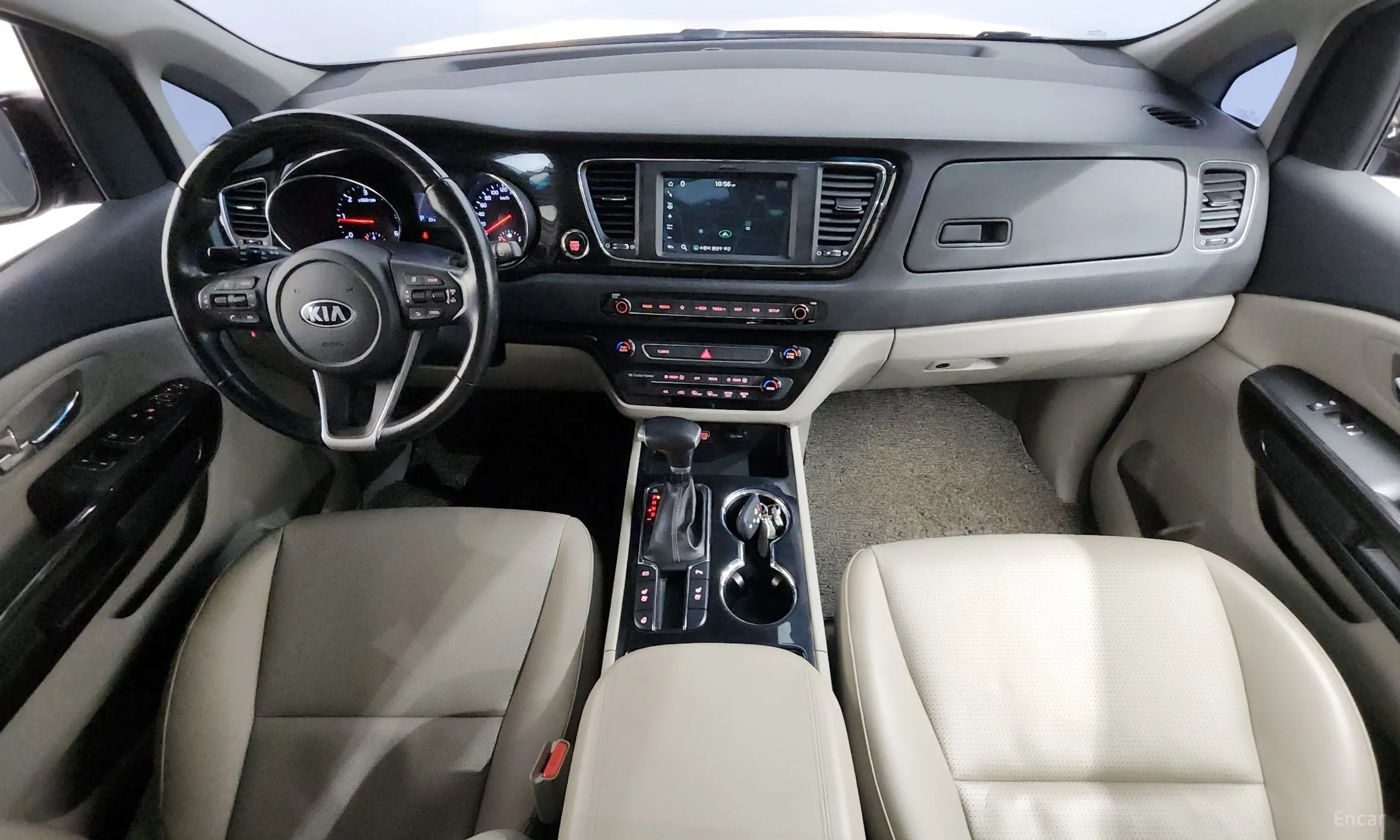 Kia Carnival превью 7