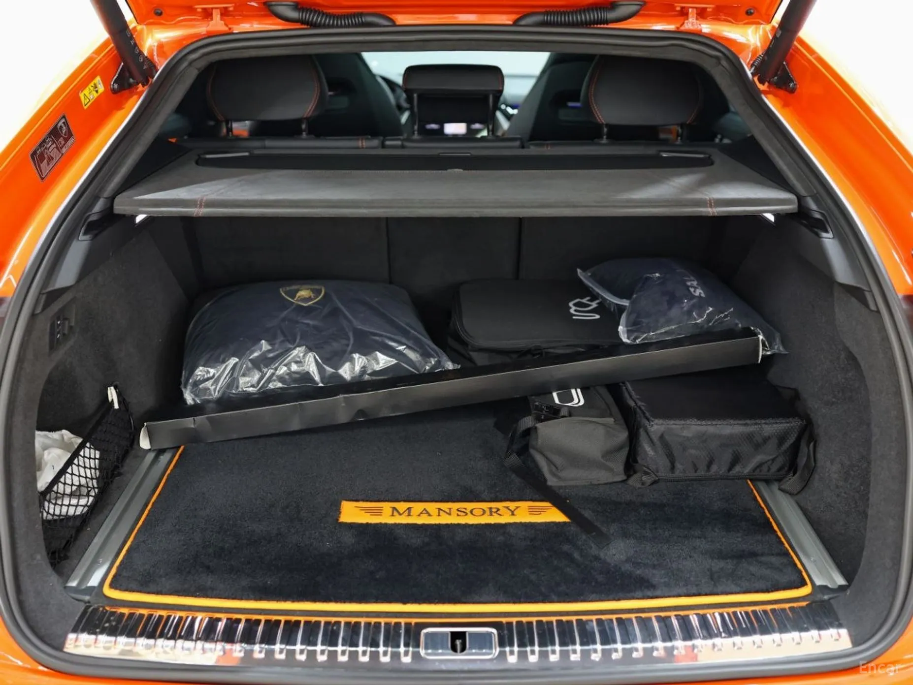 Lamborghini Urus превью 12