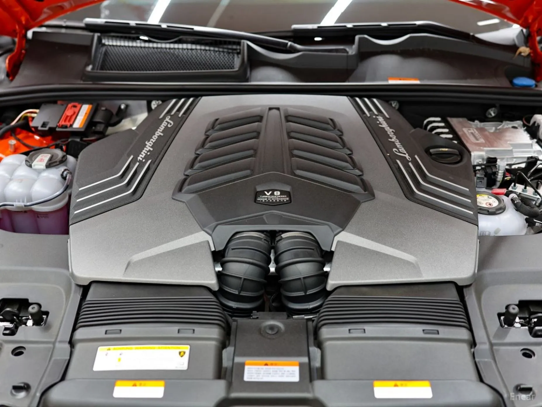 Lamborghini Urus превью 6