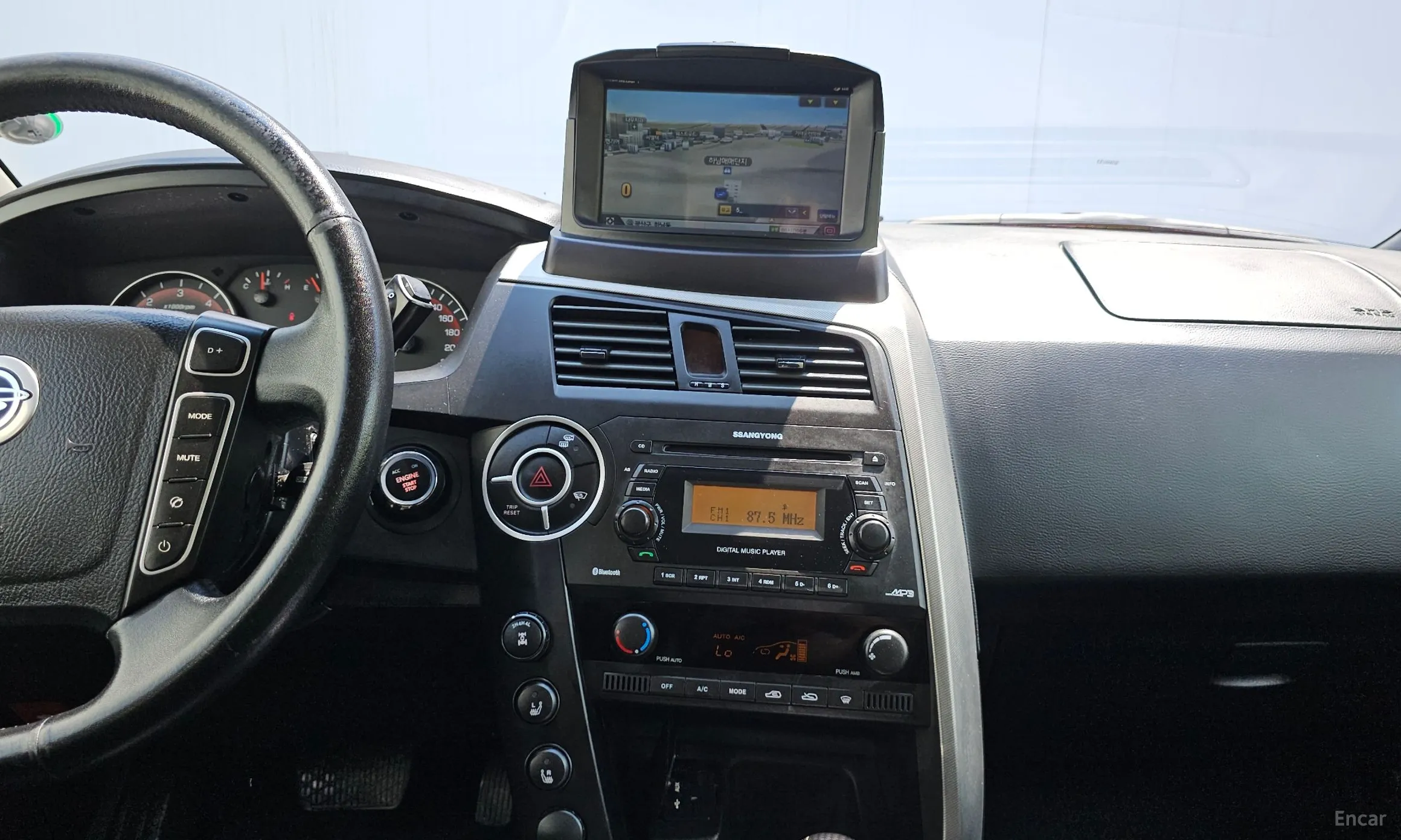 KG Mobility (SsangYong) Korando Sports превью 13