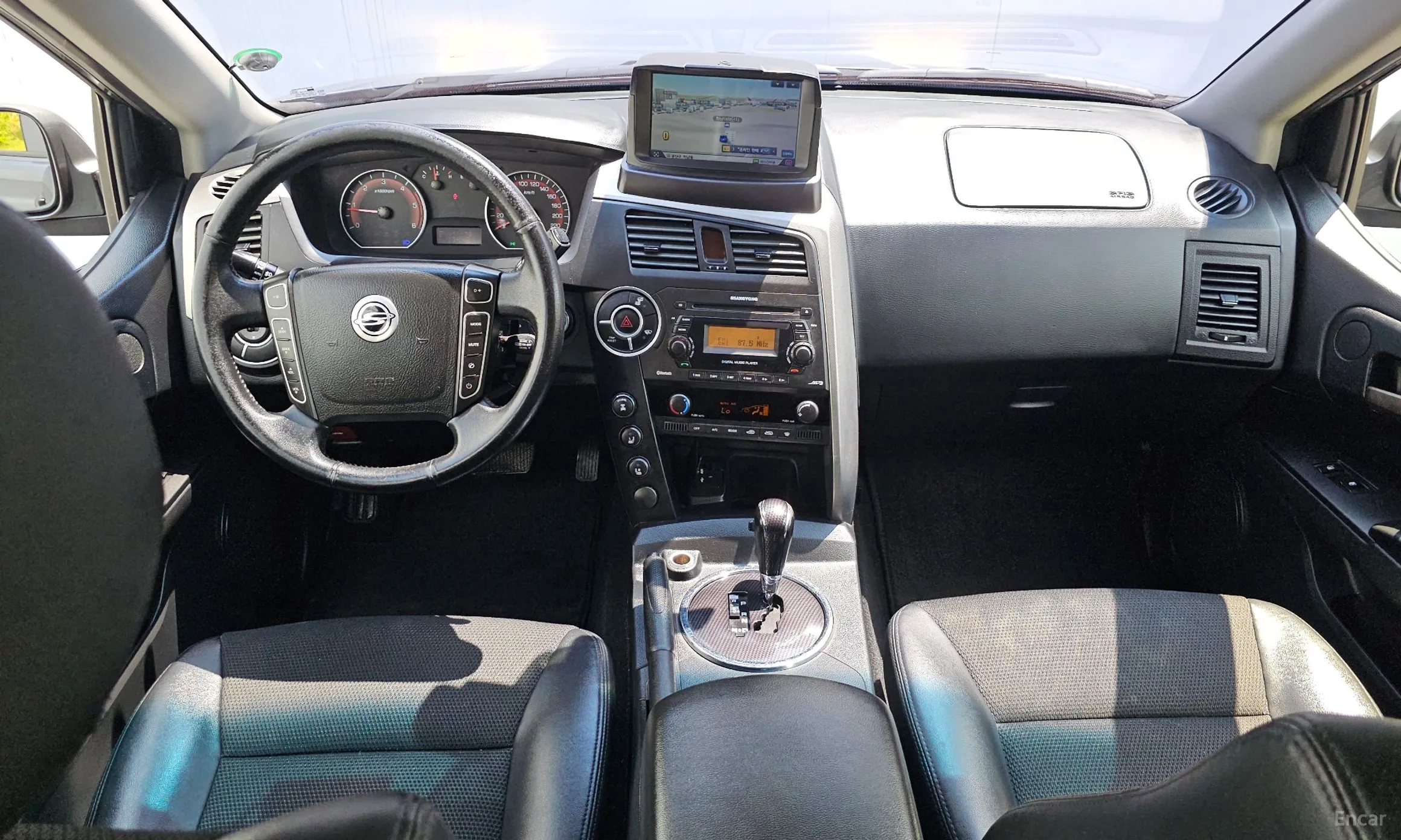 KG Mobility (SsangYong) Korando Sports превью 7