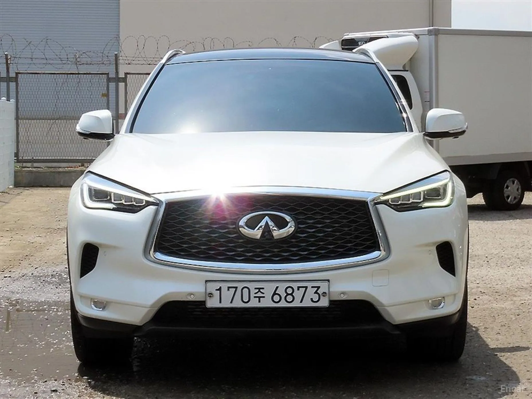 QX50 (P71A)