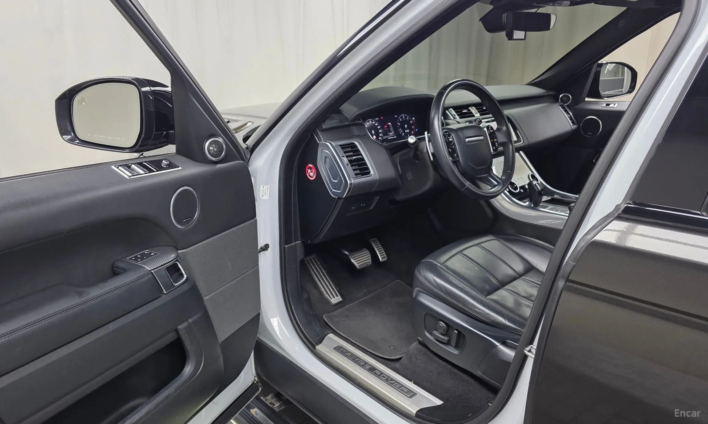 Land Rover Range Rover Sport 2nd Generation превью 10